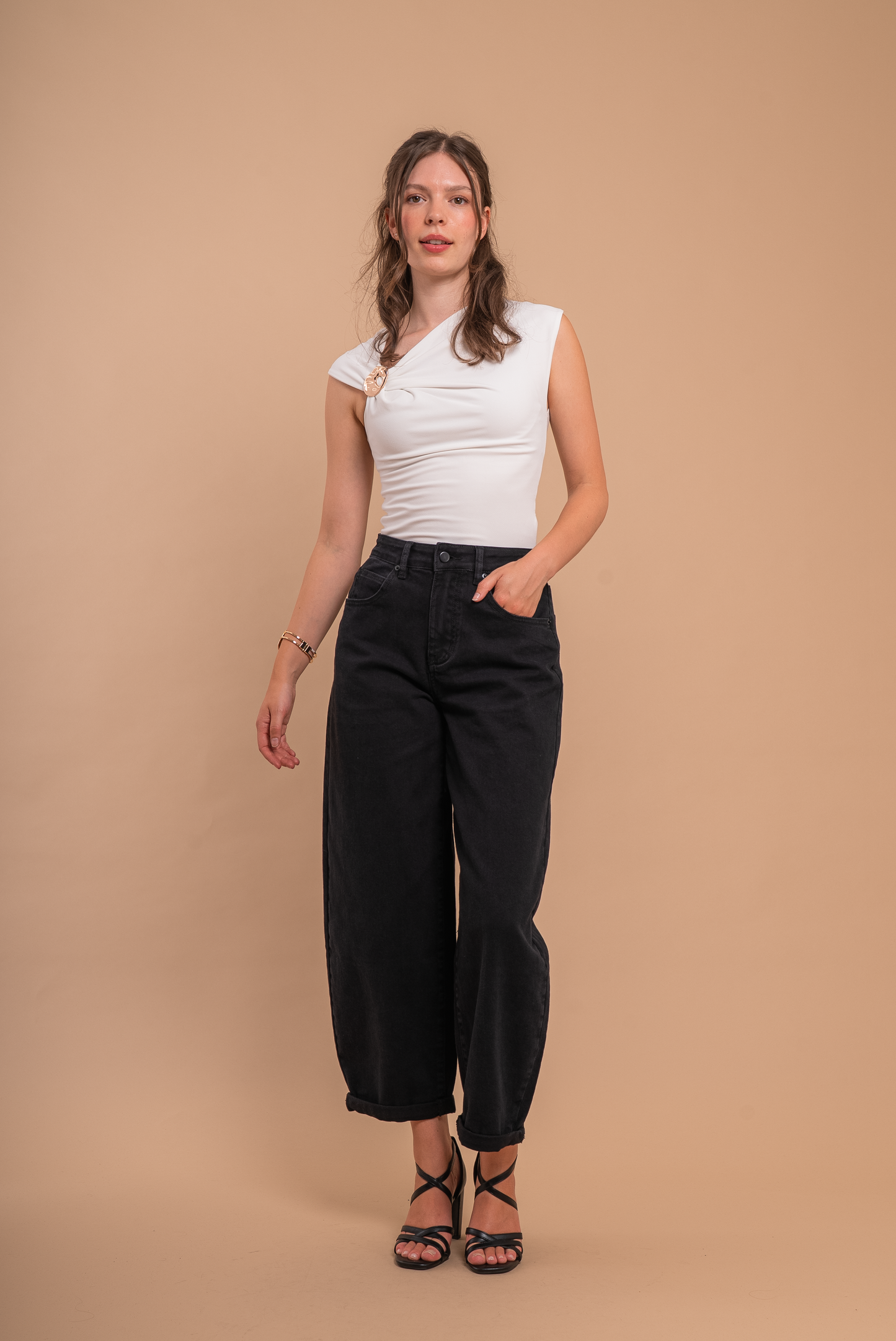 ZWARTE BALLOON JEANS