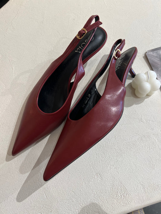 SLINGBACKS