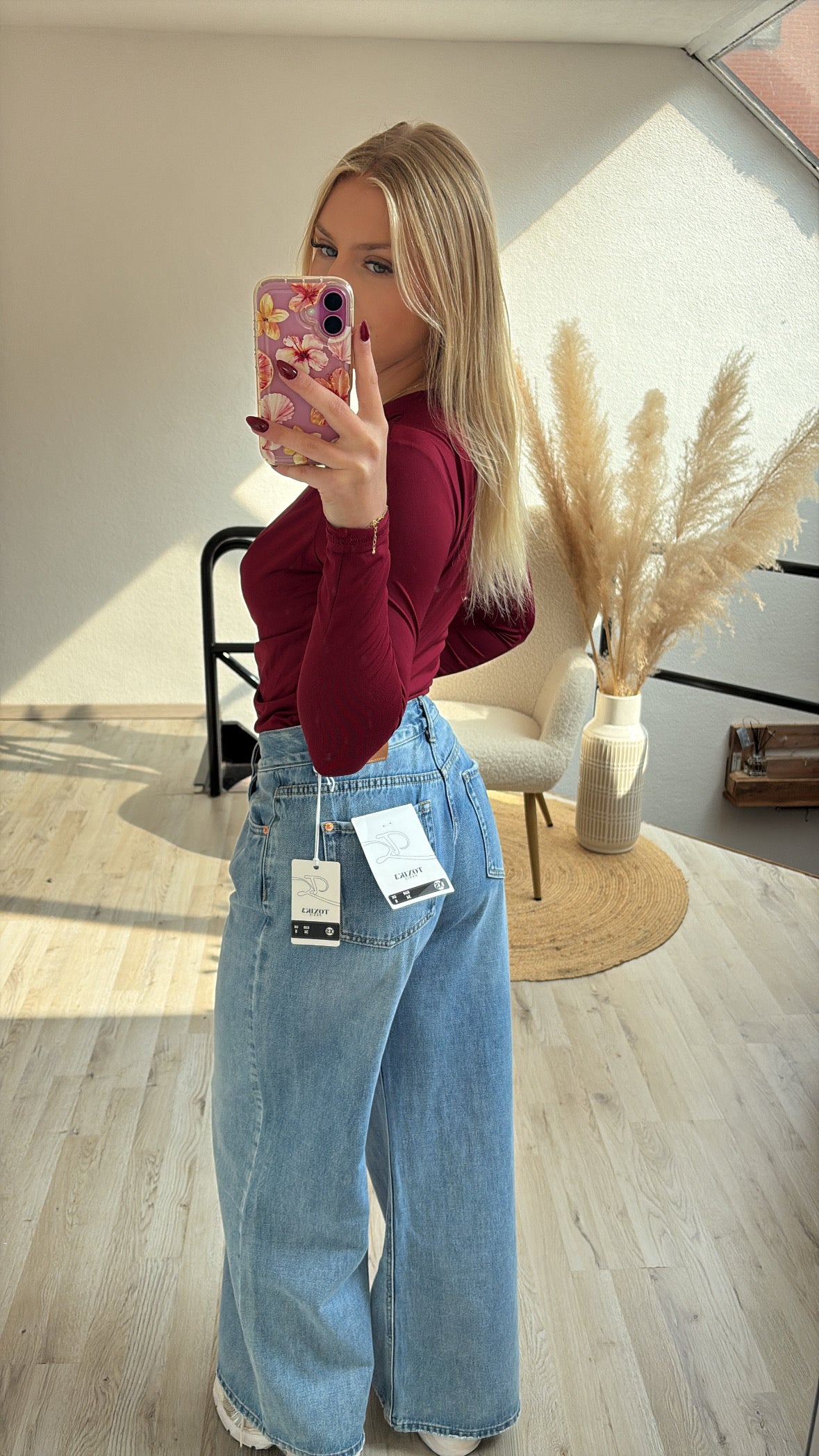 Burgundy longsleeve
