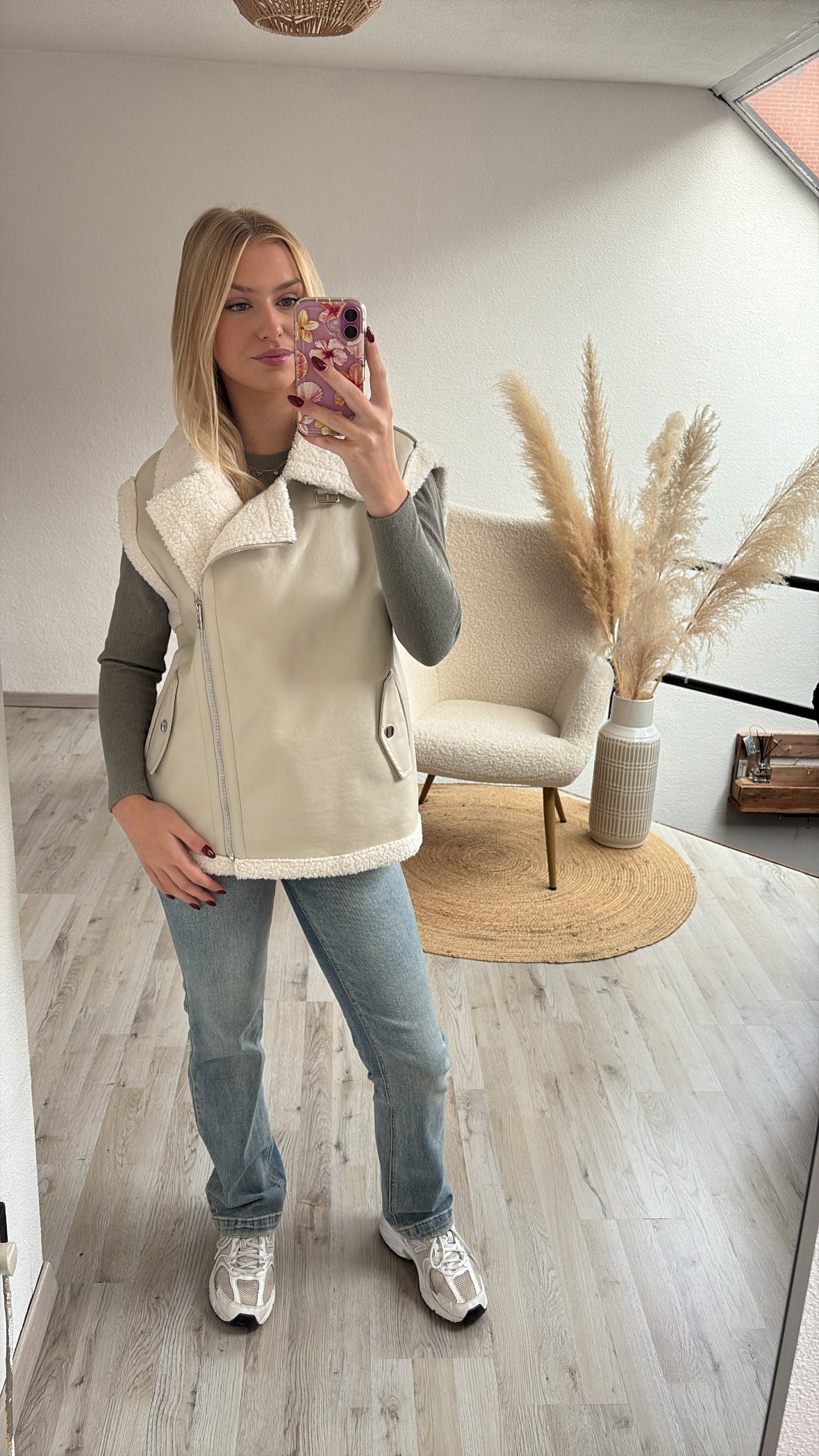 Beige gilet