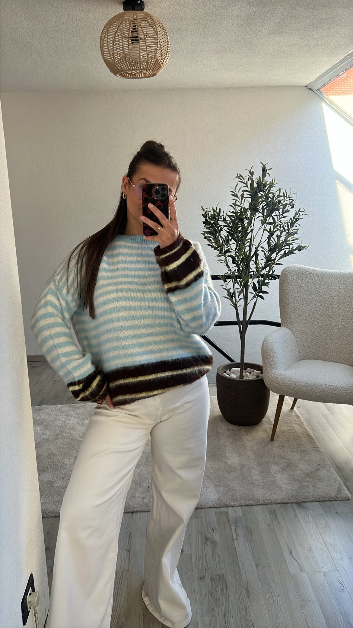 STRIPED KNIT