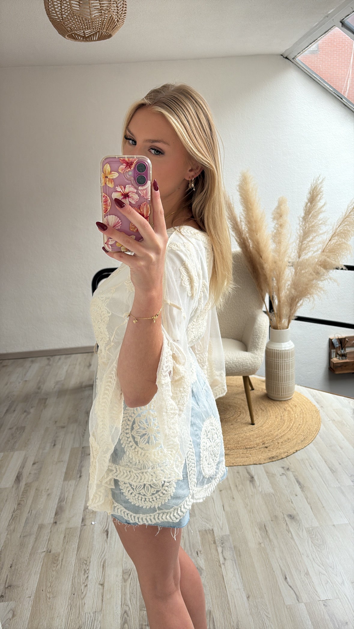 Kanten coverup crème
