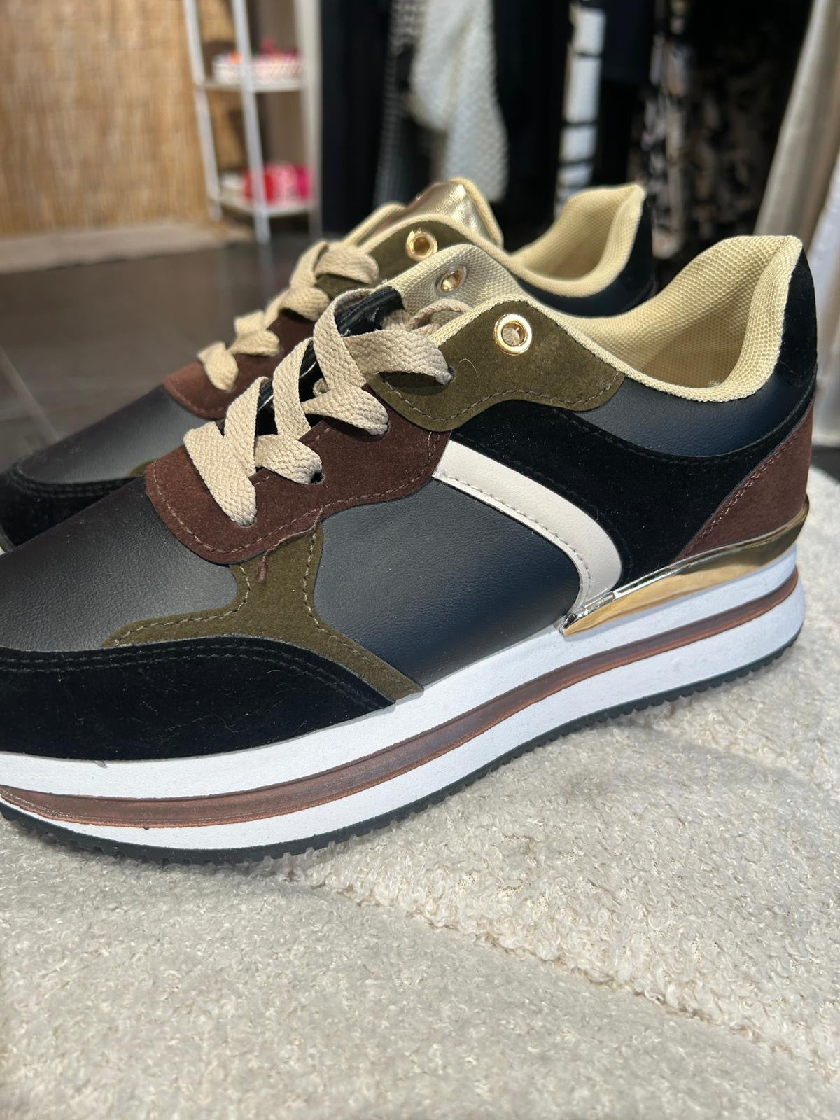 Sneakers khaki