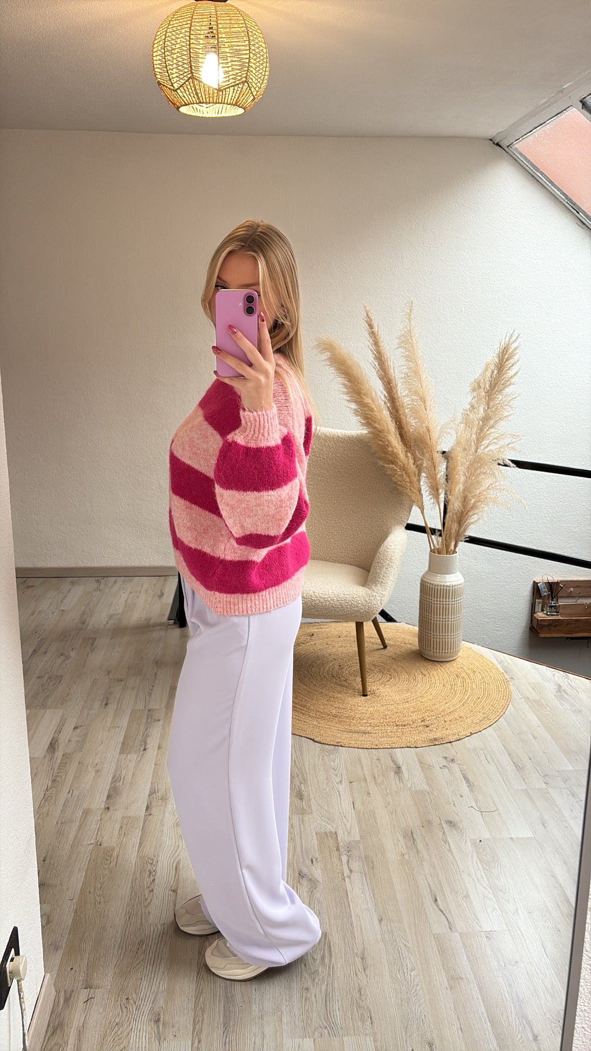 Gestreepte trui roze