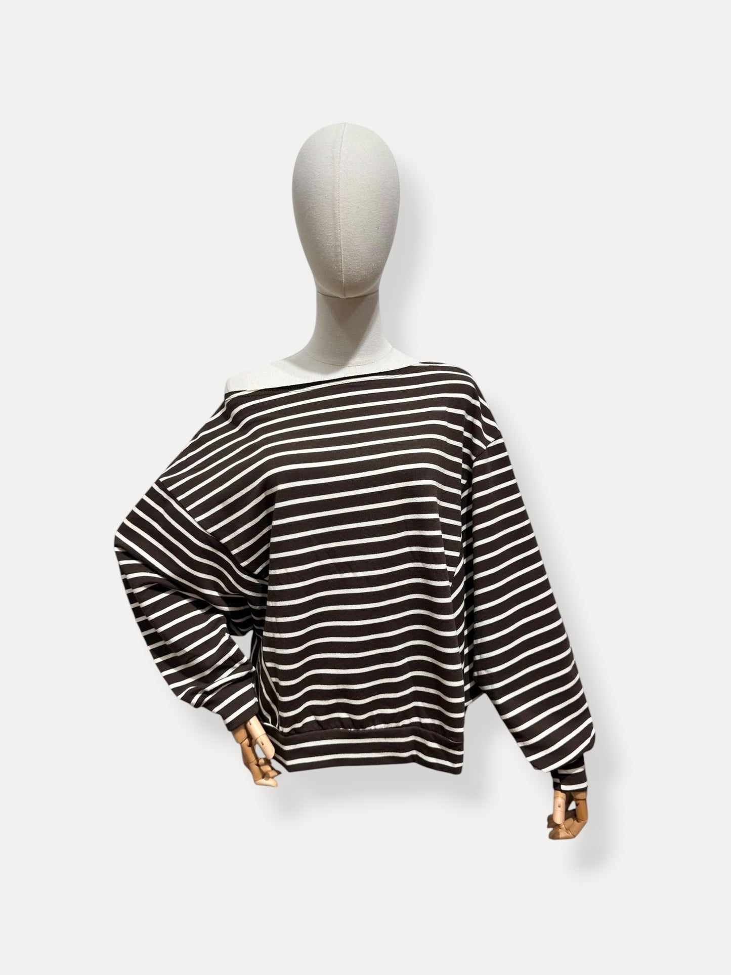 OFF SHOULDER SWEAT CHOCO