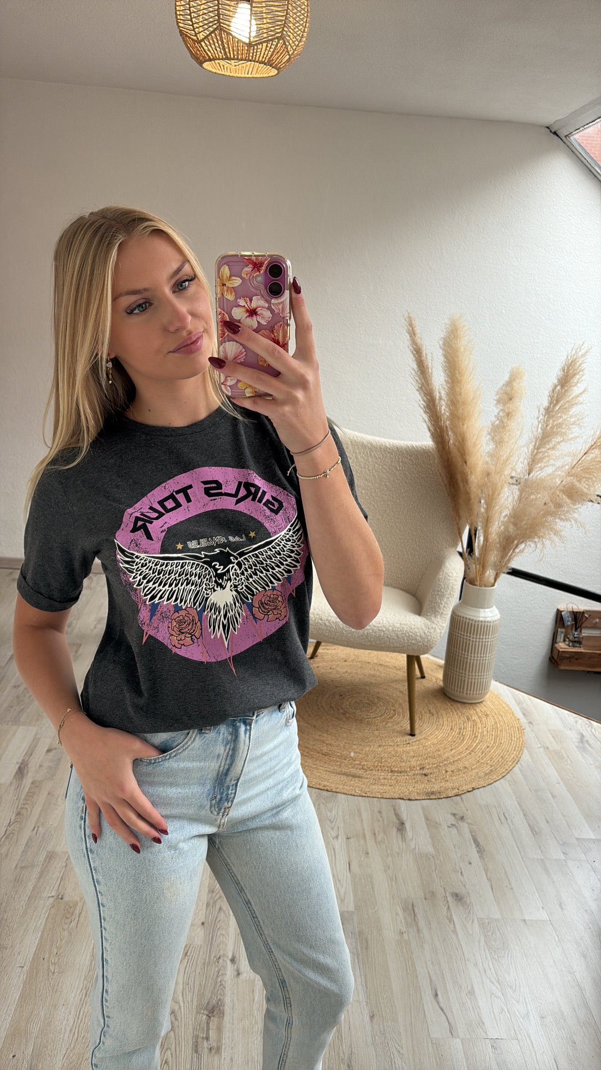 Girls Tour shirt
