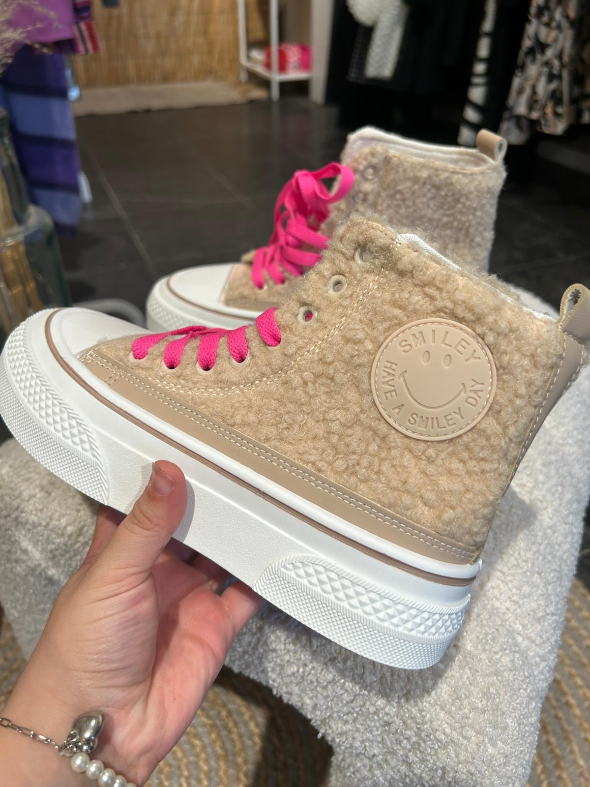 Teddy sneakers beige