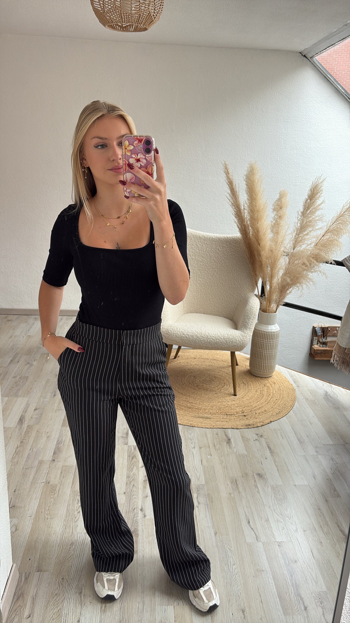 Ribbed body