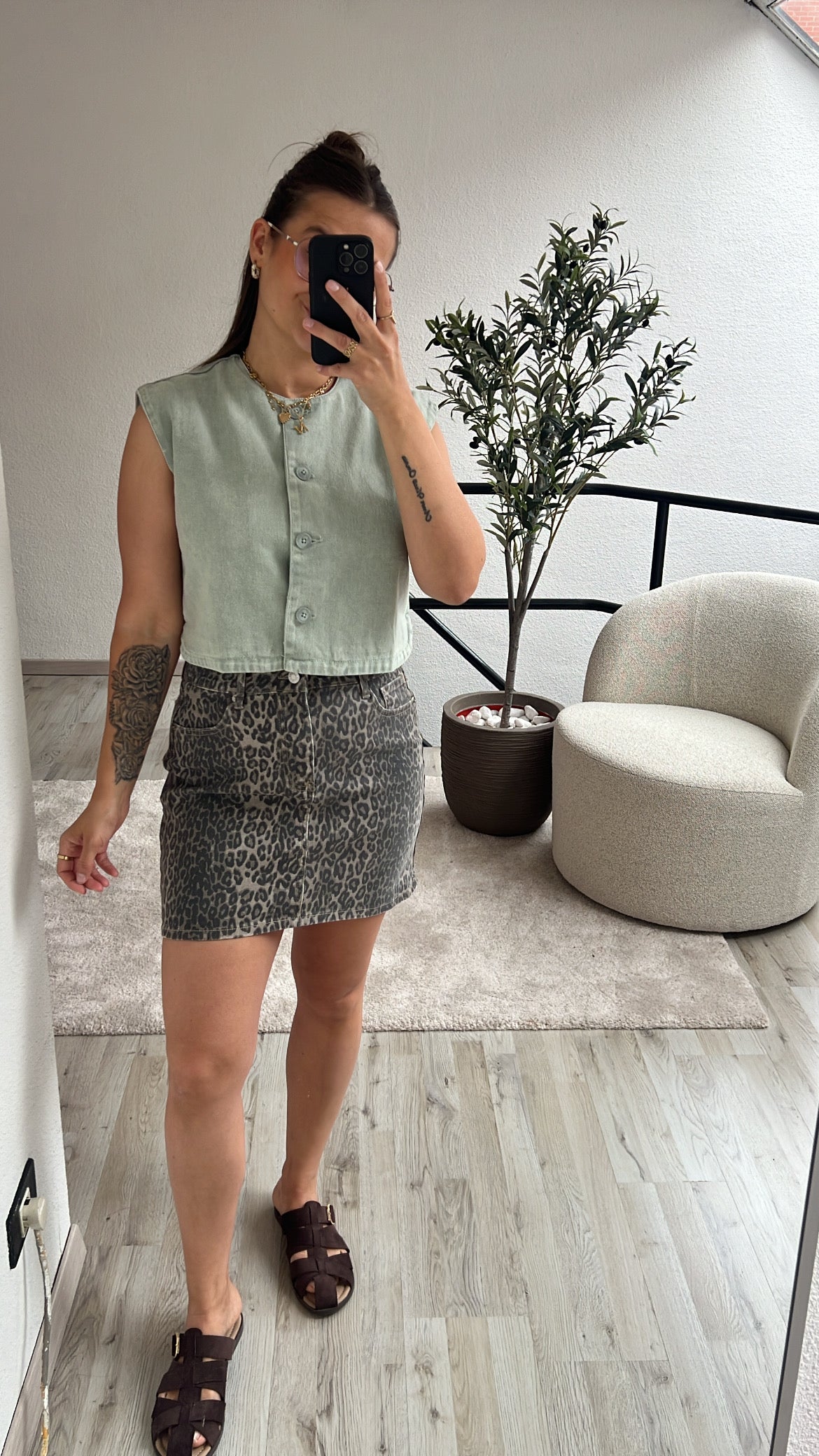 KHAKI JEANSTOP