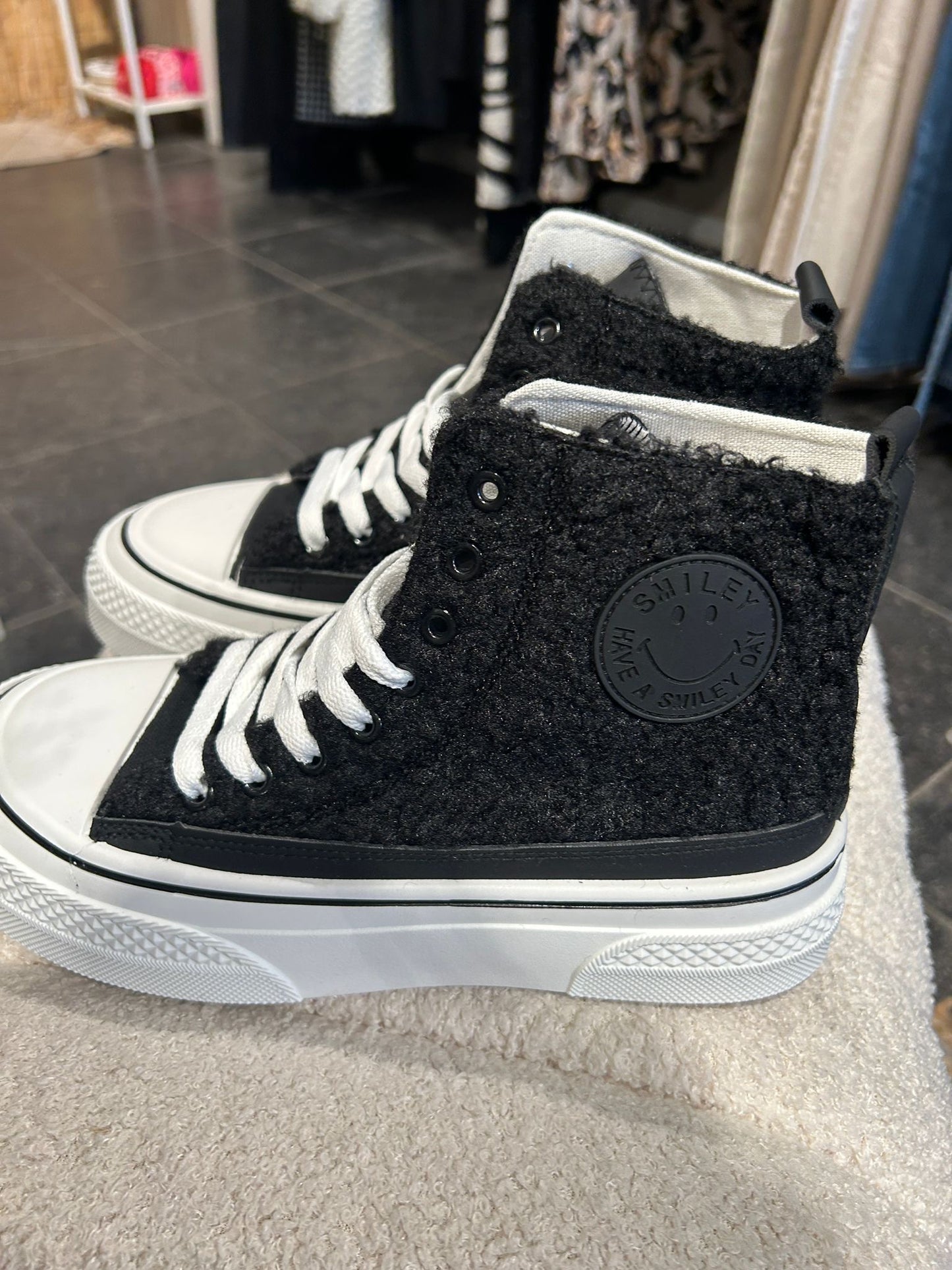 Teddy sneakers zwart
