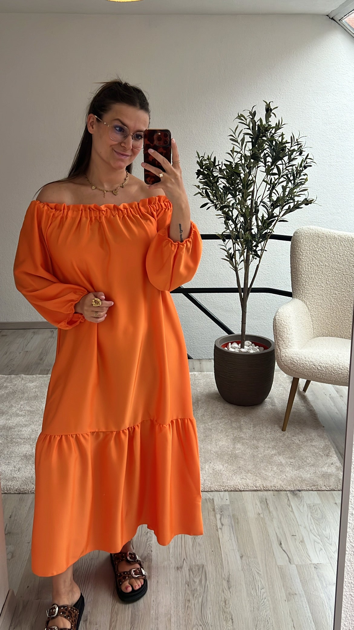 OFF SHOULDER JURK ORANJE