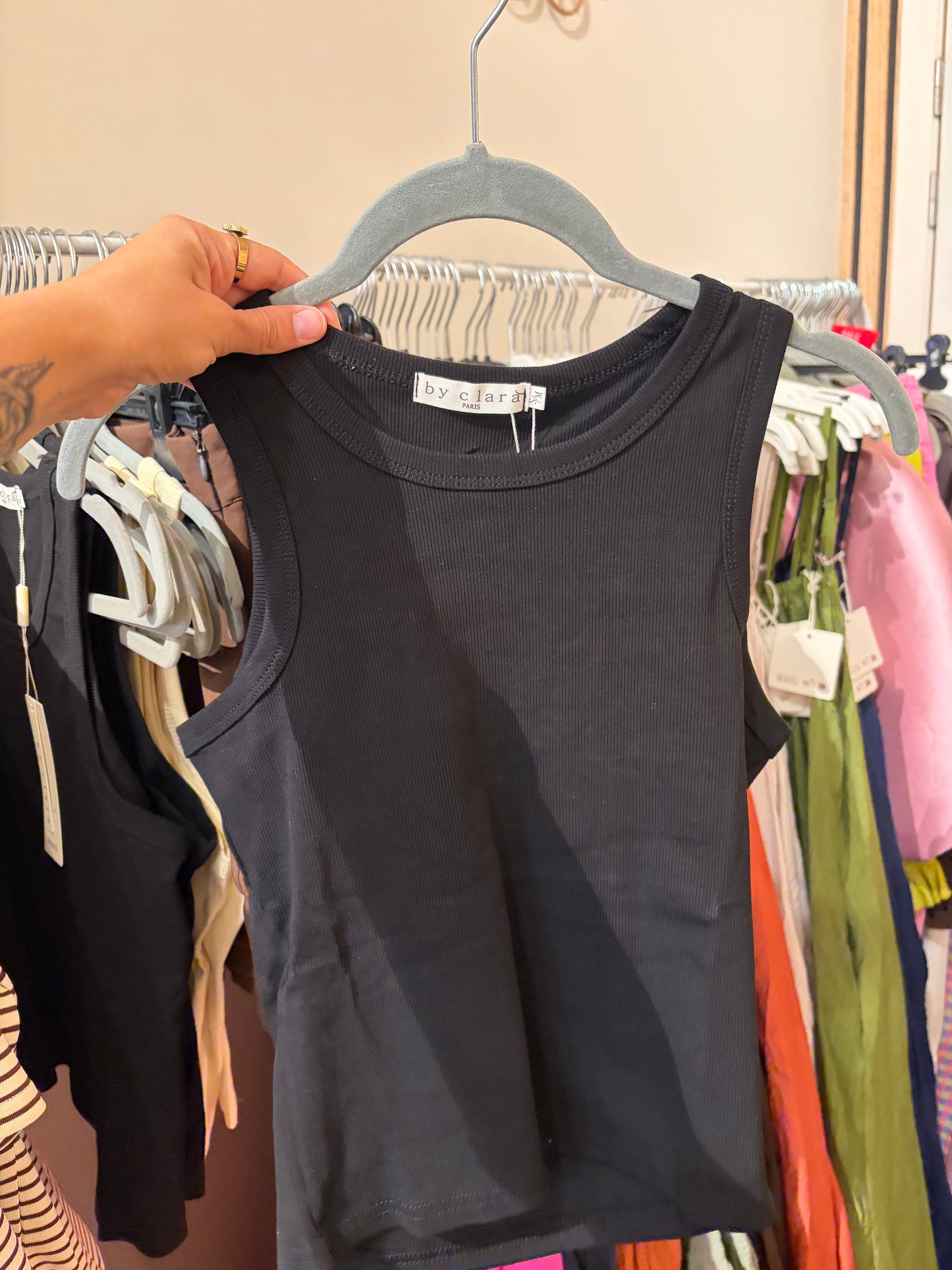 TANKTOP ZWART