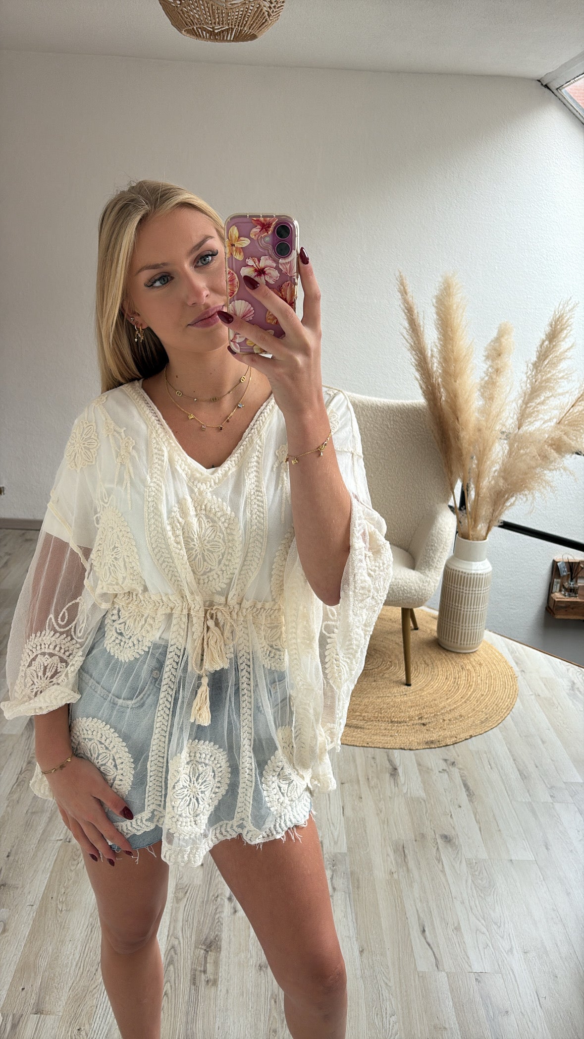 Kanten coverup crème