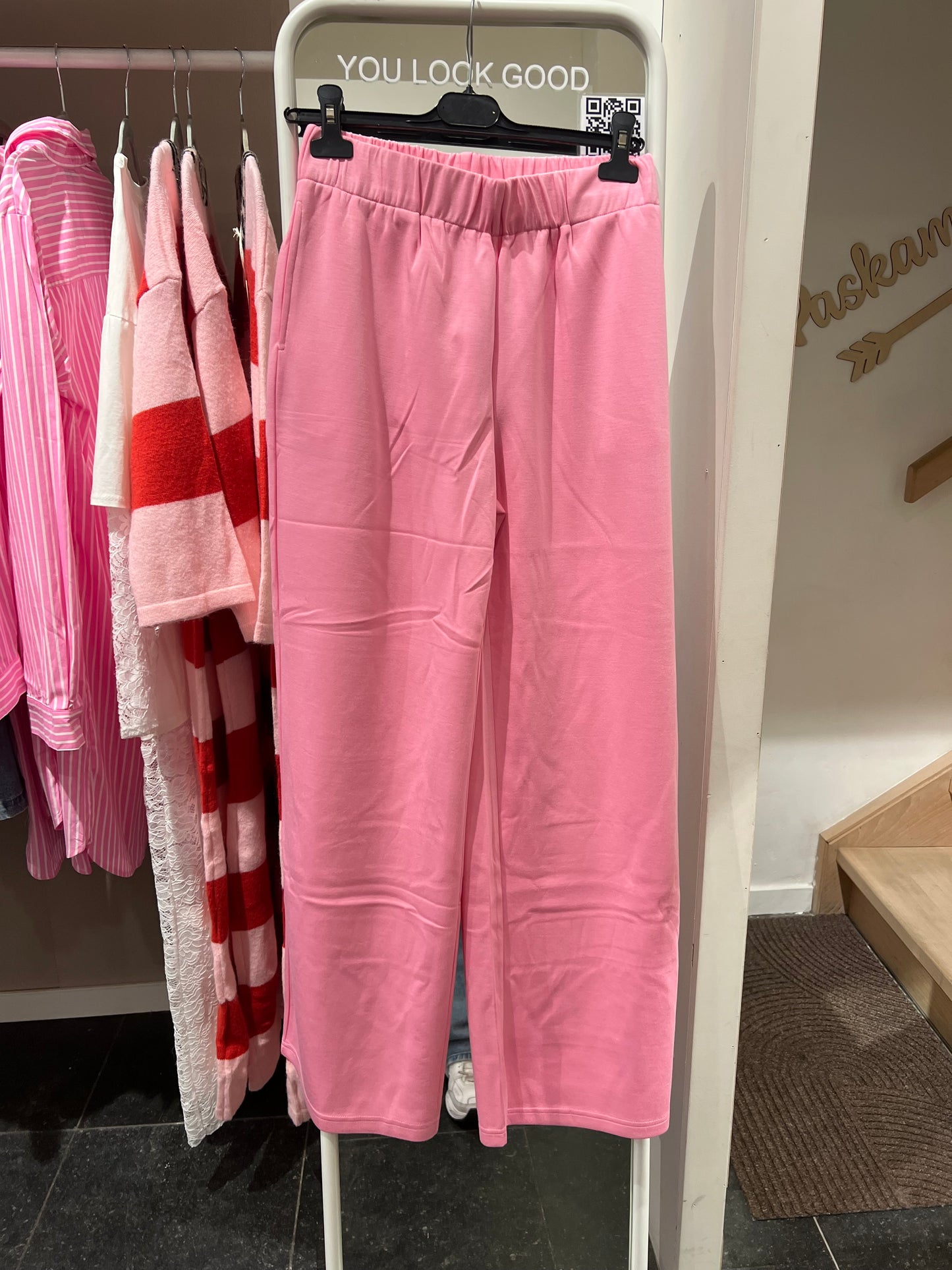 ROZE BROEK