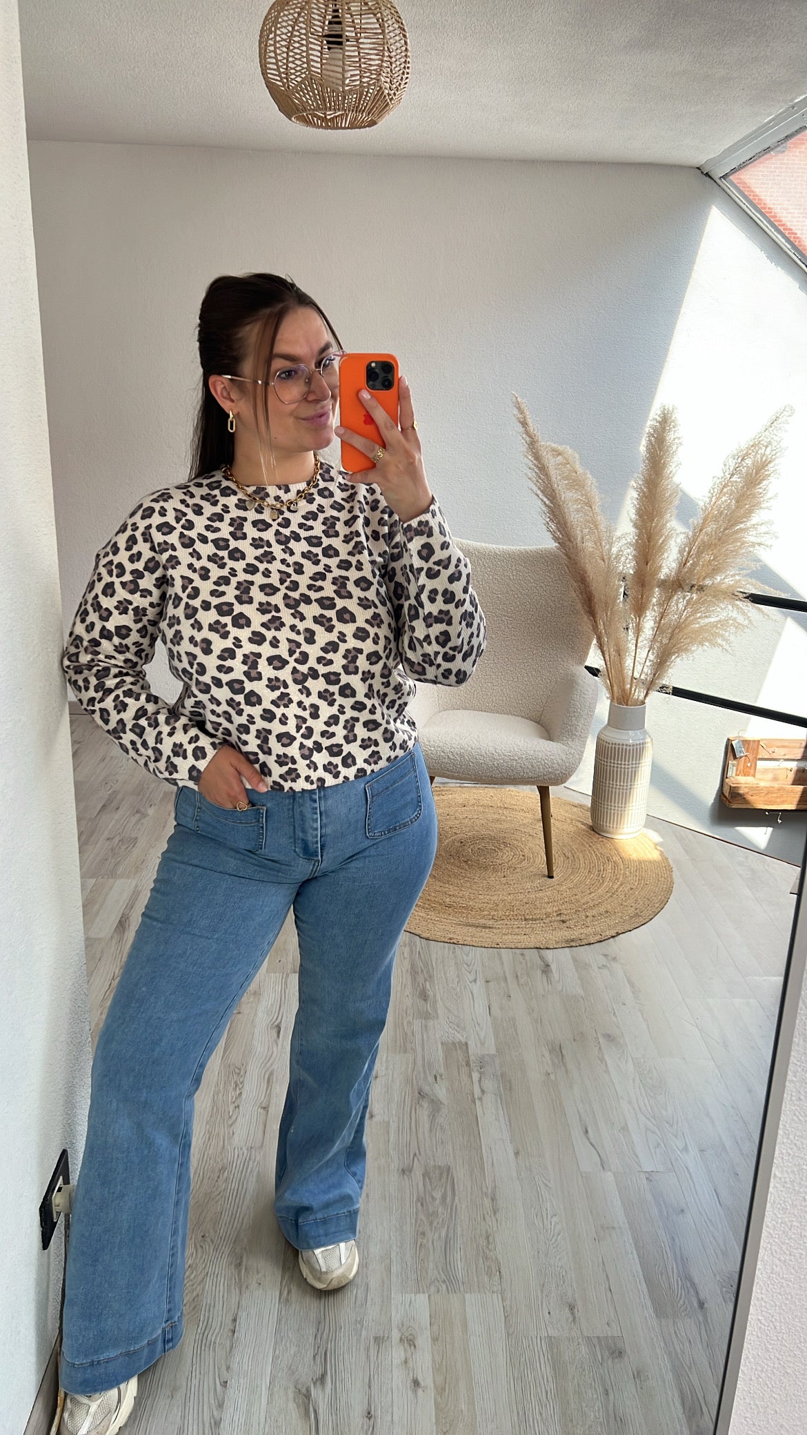 Leopard knit