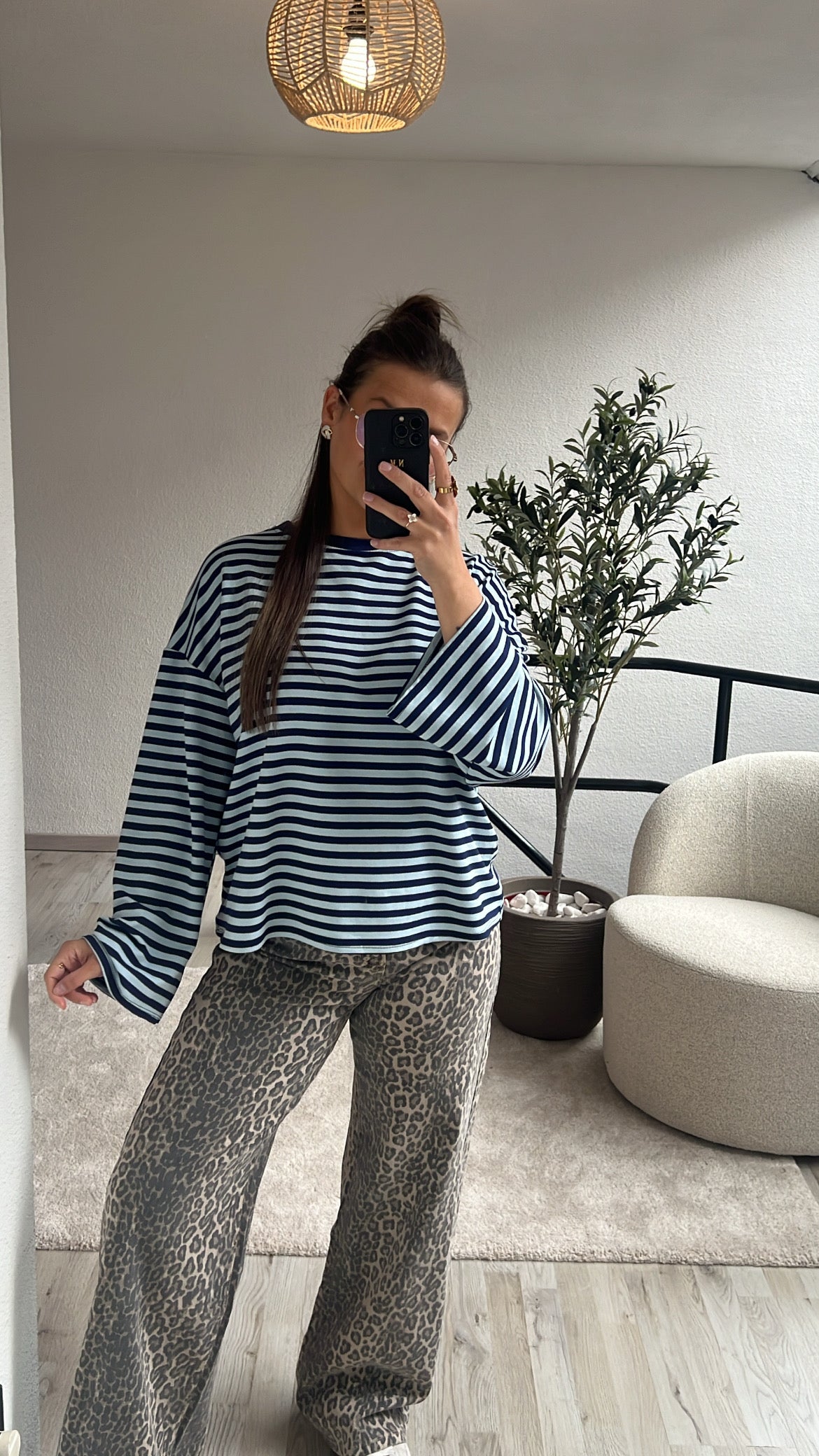 STRIPED LONGSLEEVE BLAUW