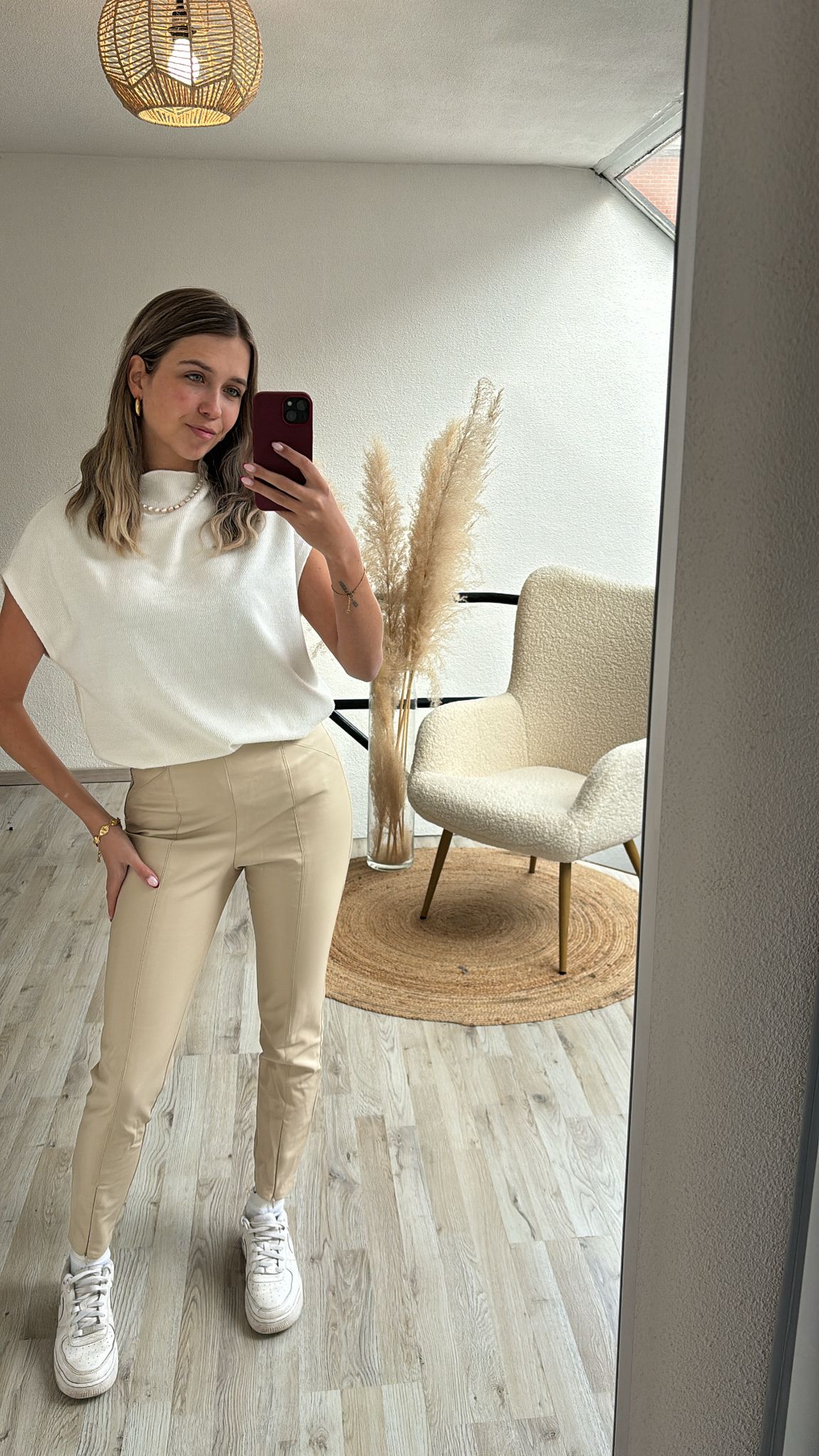 Lederlook broek beige