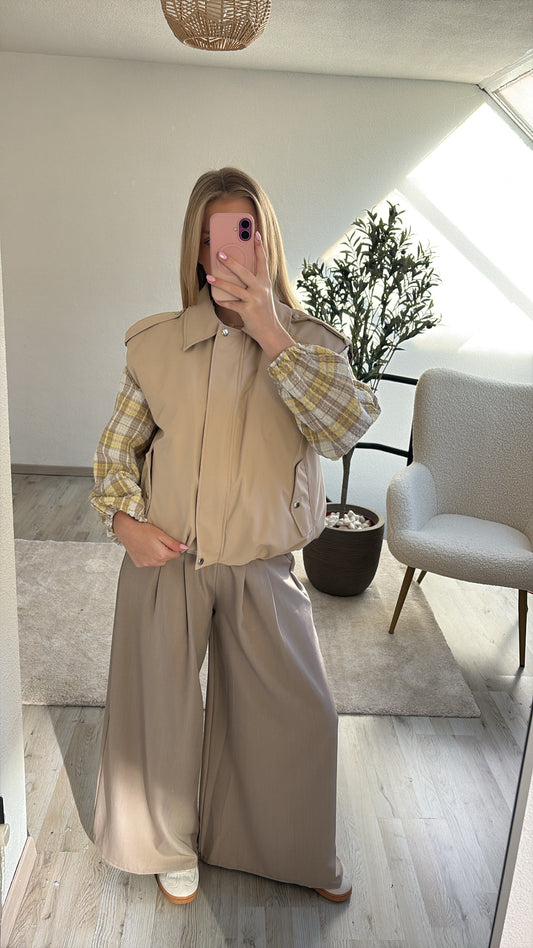BEIGE BODYWARMER
