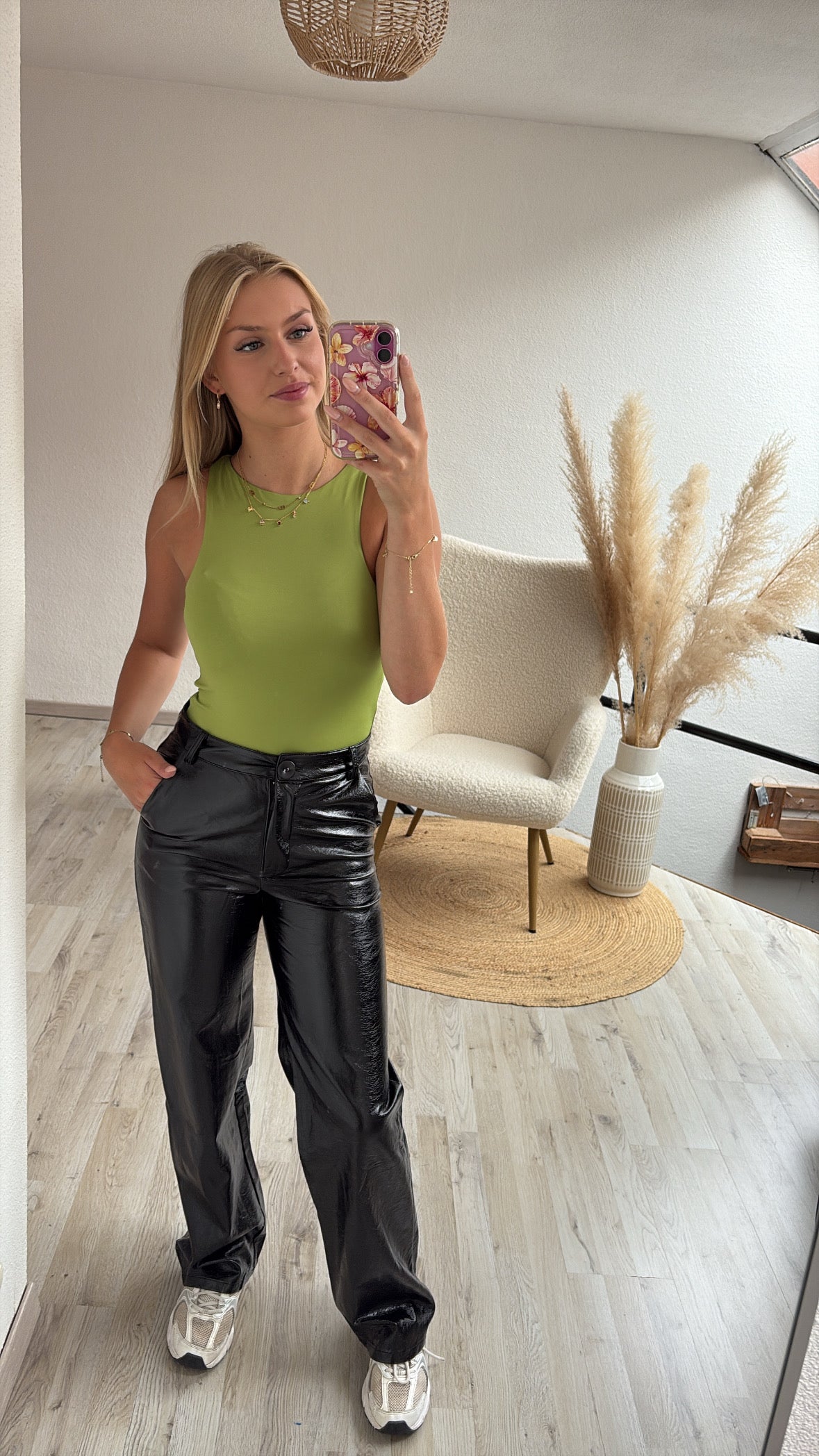 Laqcué broek