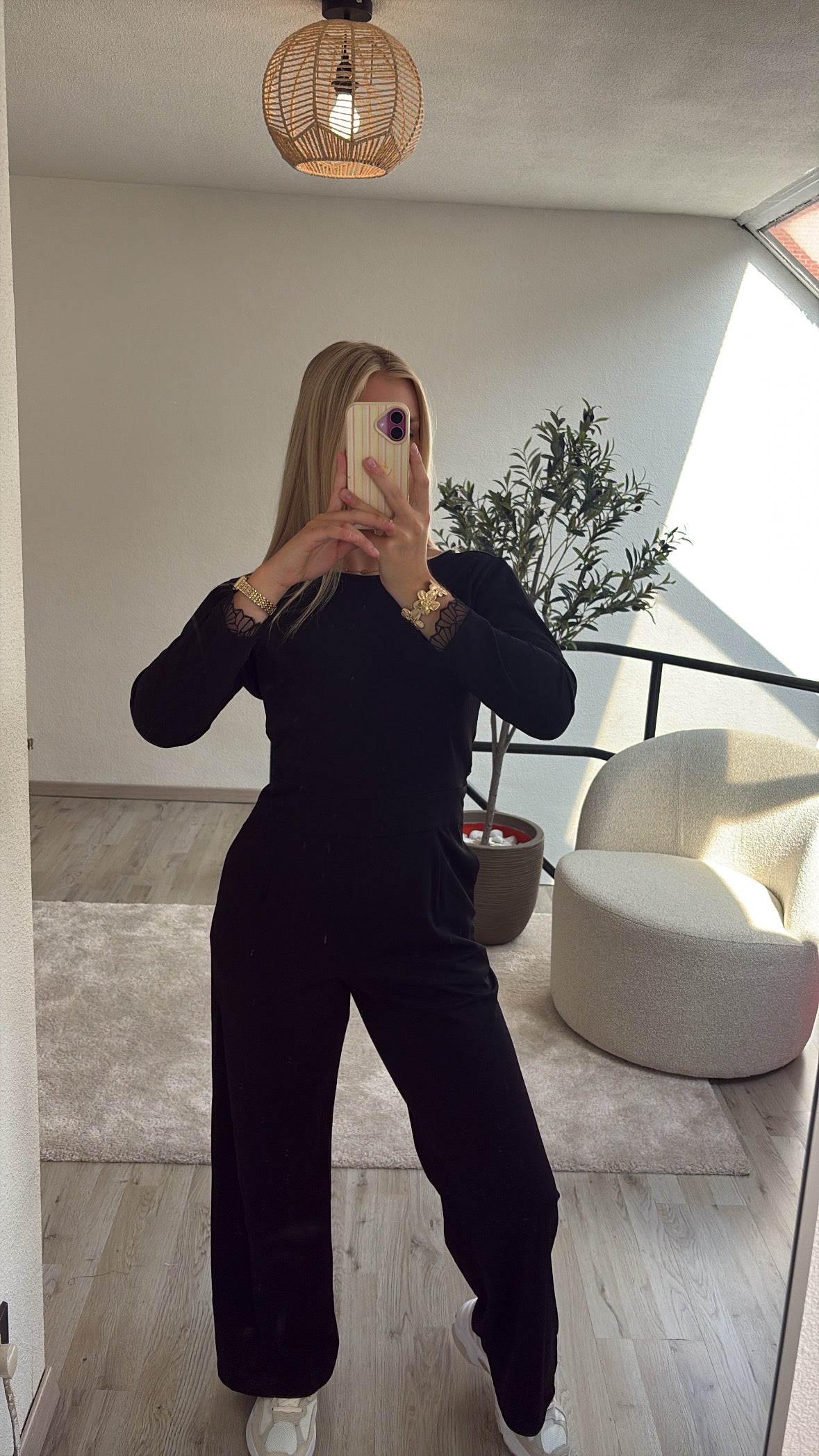 ZWARTE JUMPSUIT