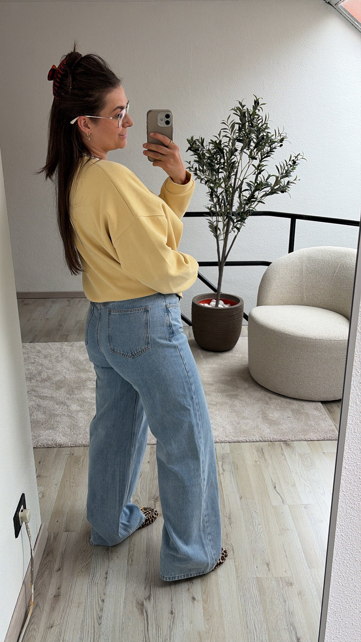 WIDE LEG JEANS