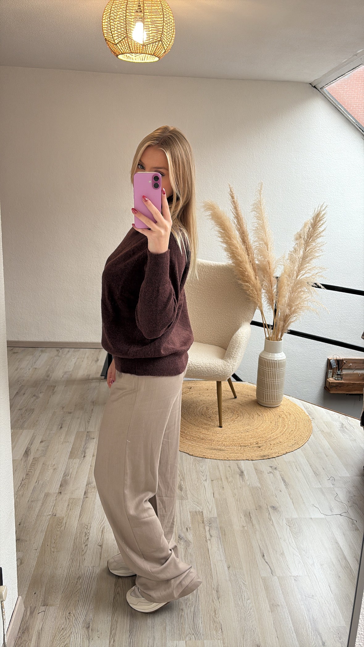 Losse beige broek