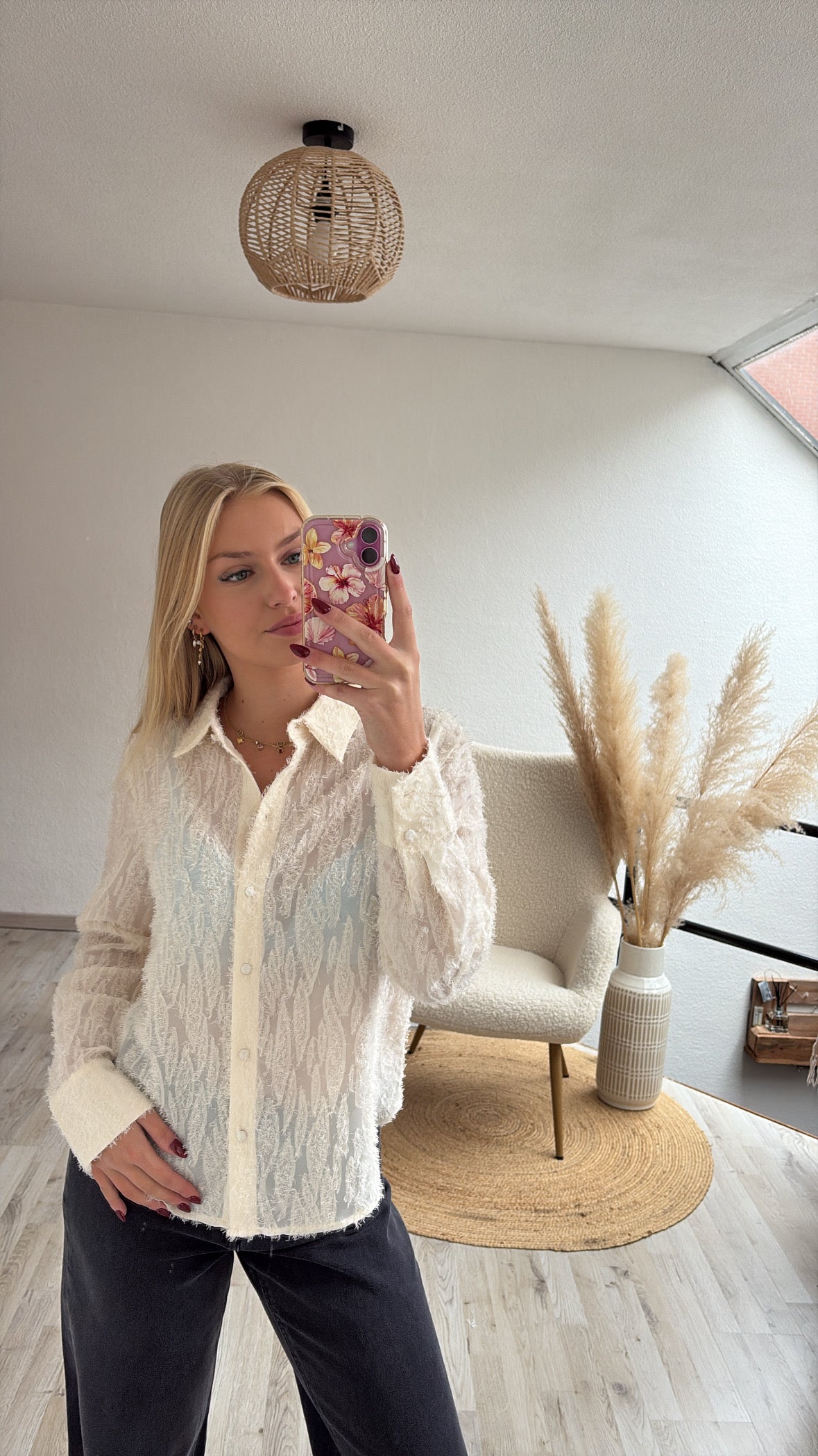 Fluffy blouse crème