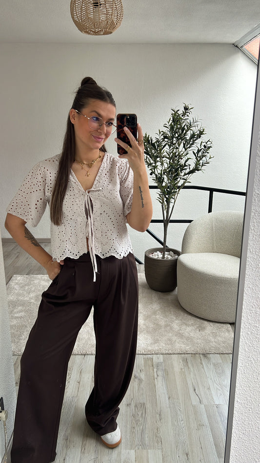 BRODERIE BLOUSE