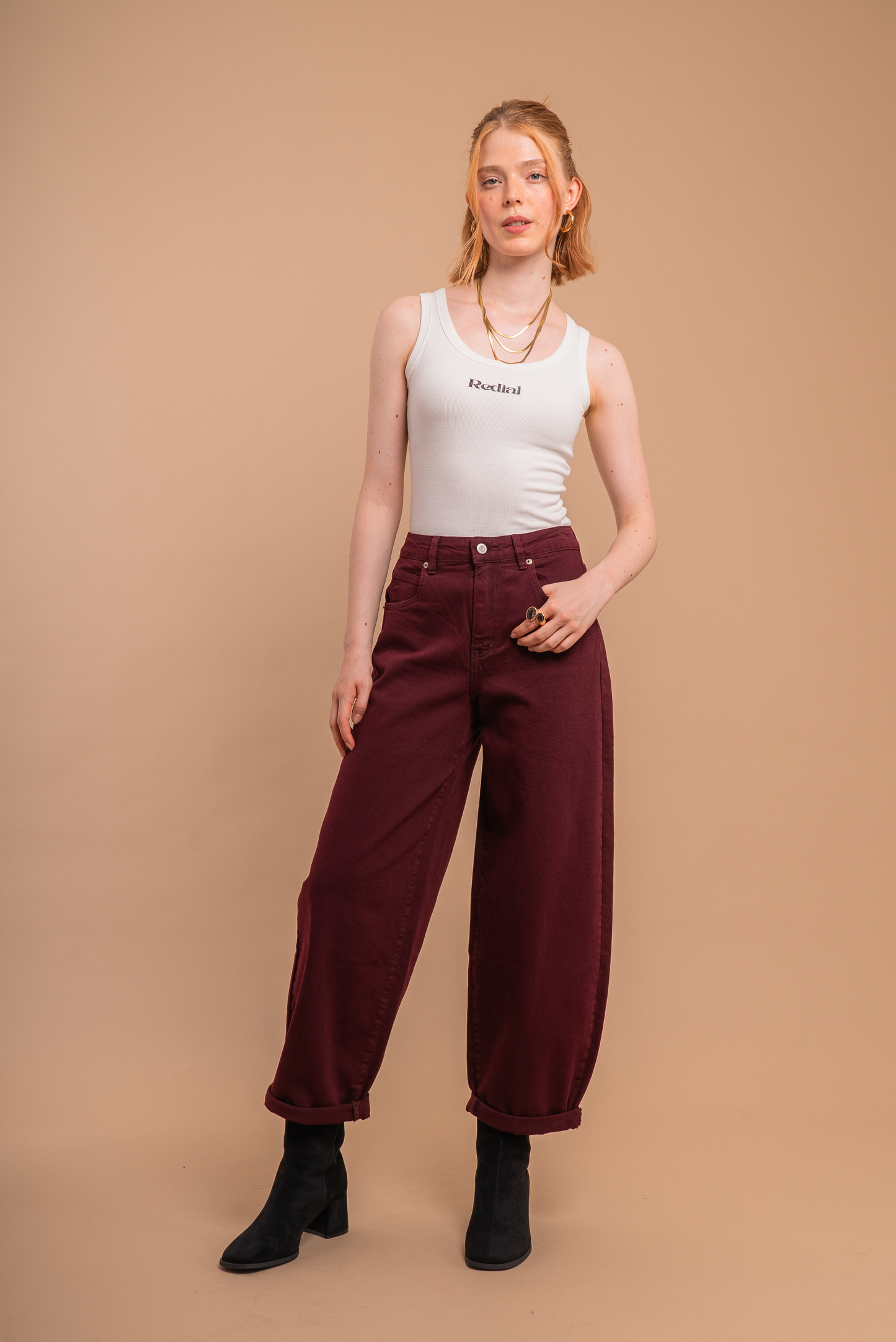 BURGUNDY BALLOON JEANS