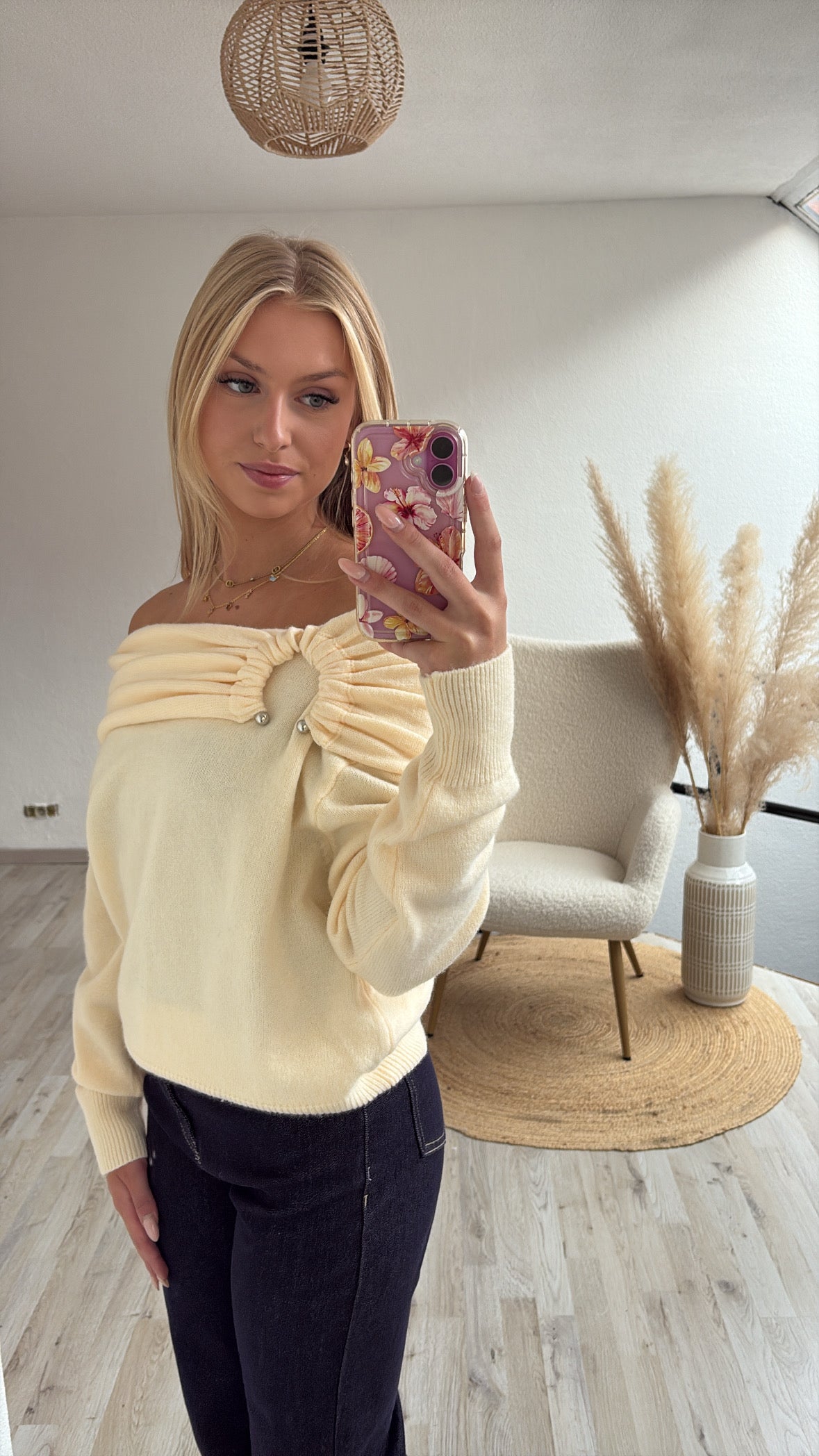 Off shoulder knit