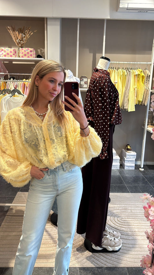 FLUFFY BLOUSE GEEL