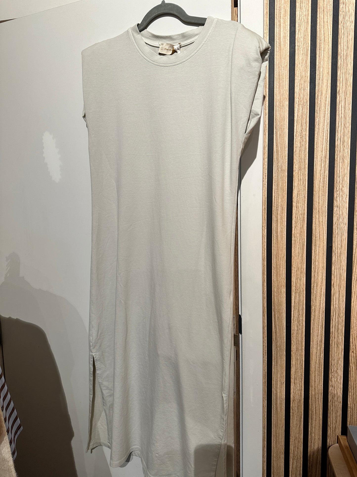 T-SHIRT JURK BEIGE