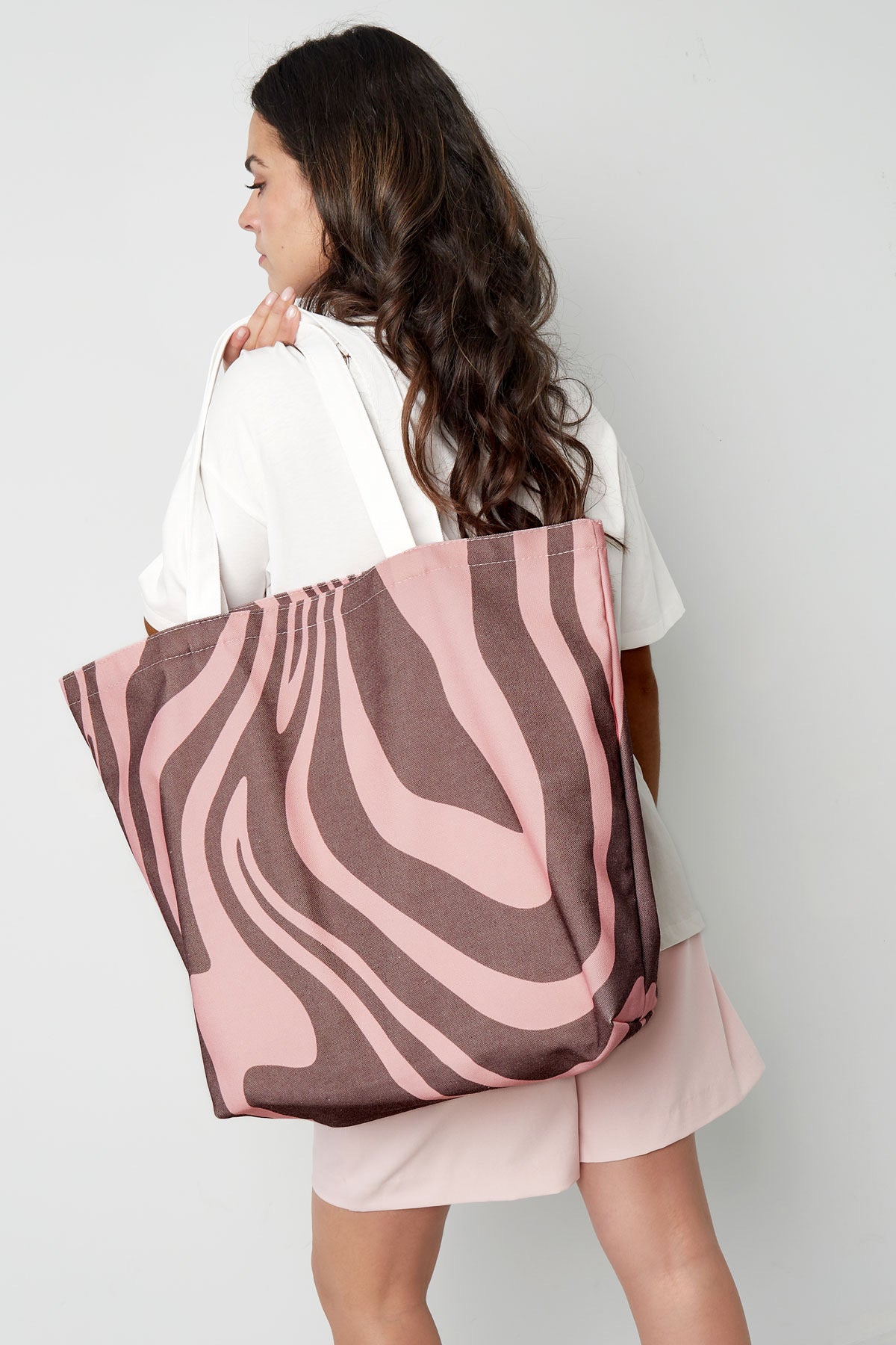 Zebra shopper