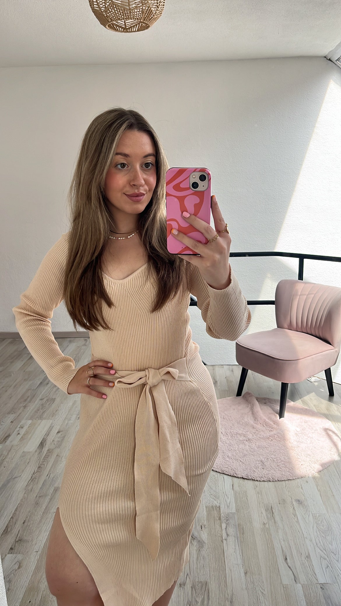 Beige jurk