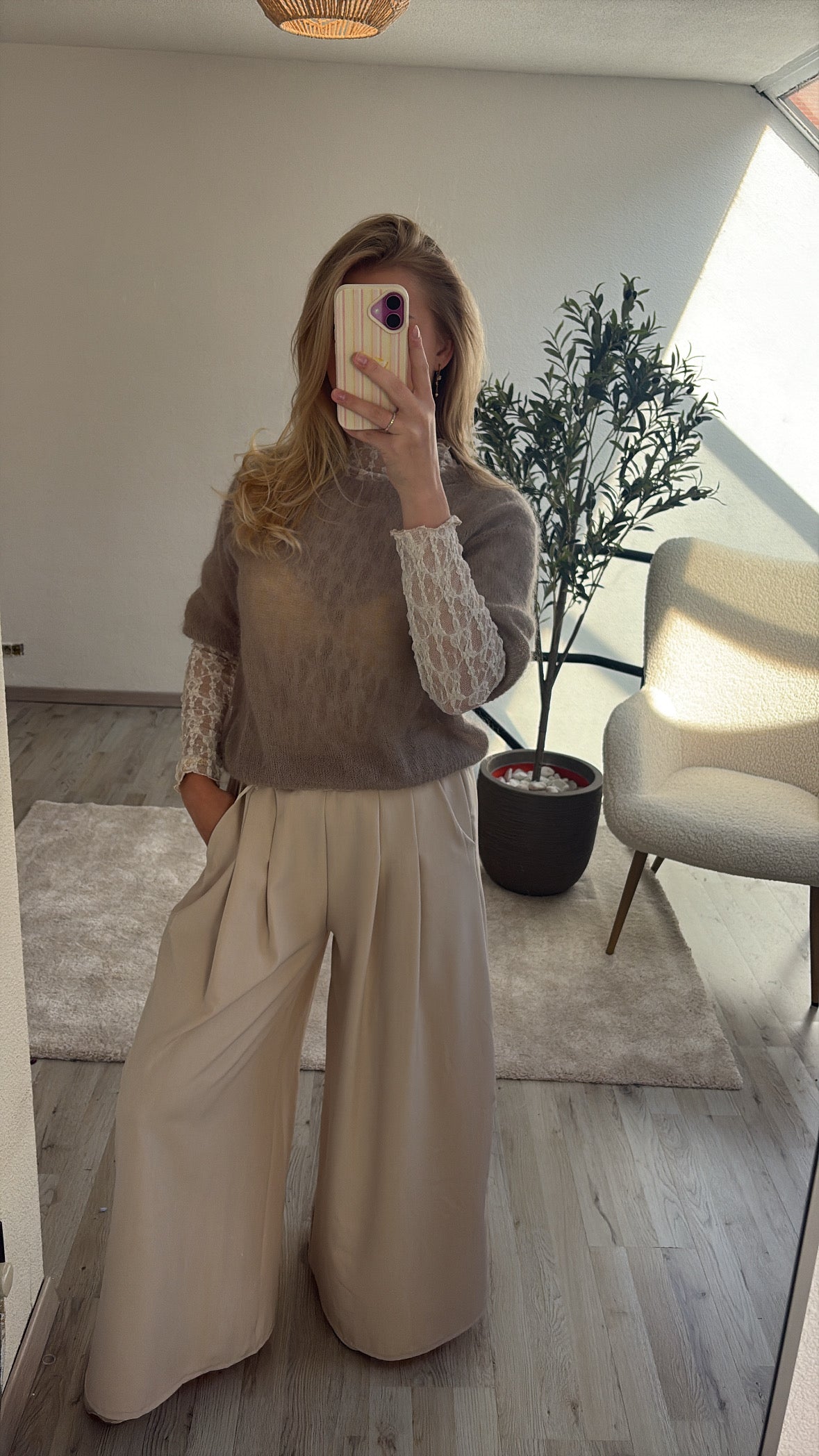 TAUPE KNIT