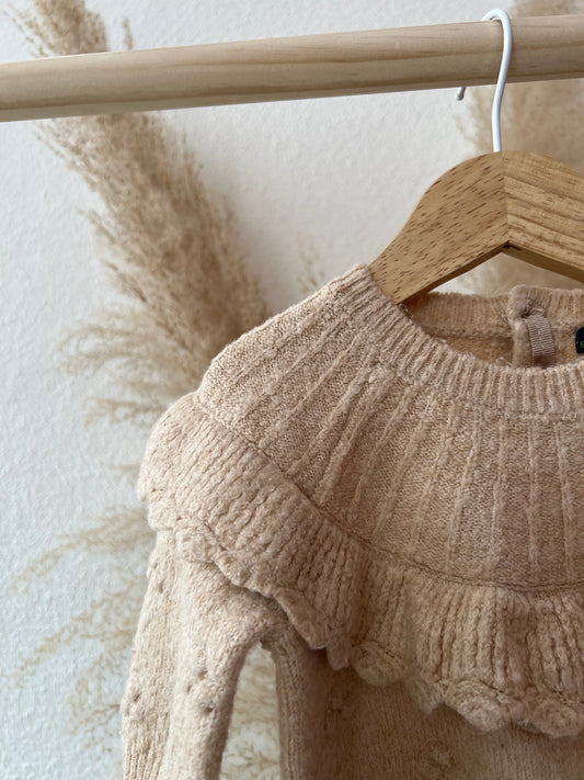 Beige knit