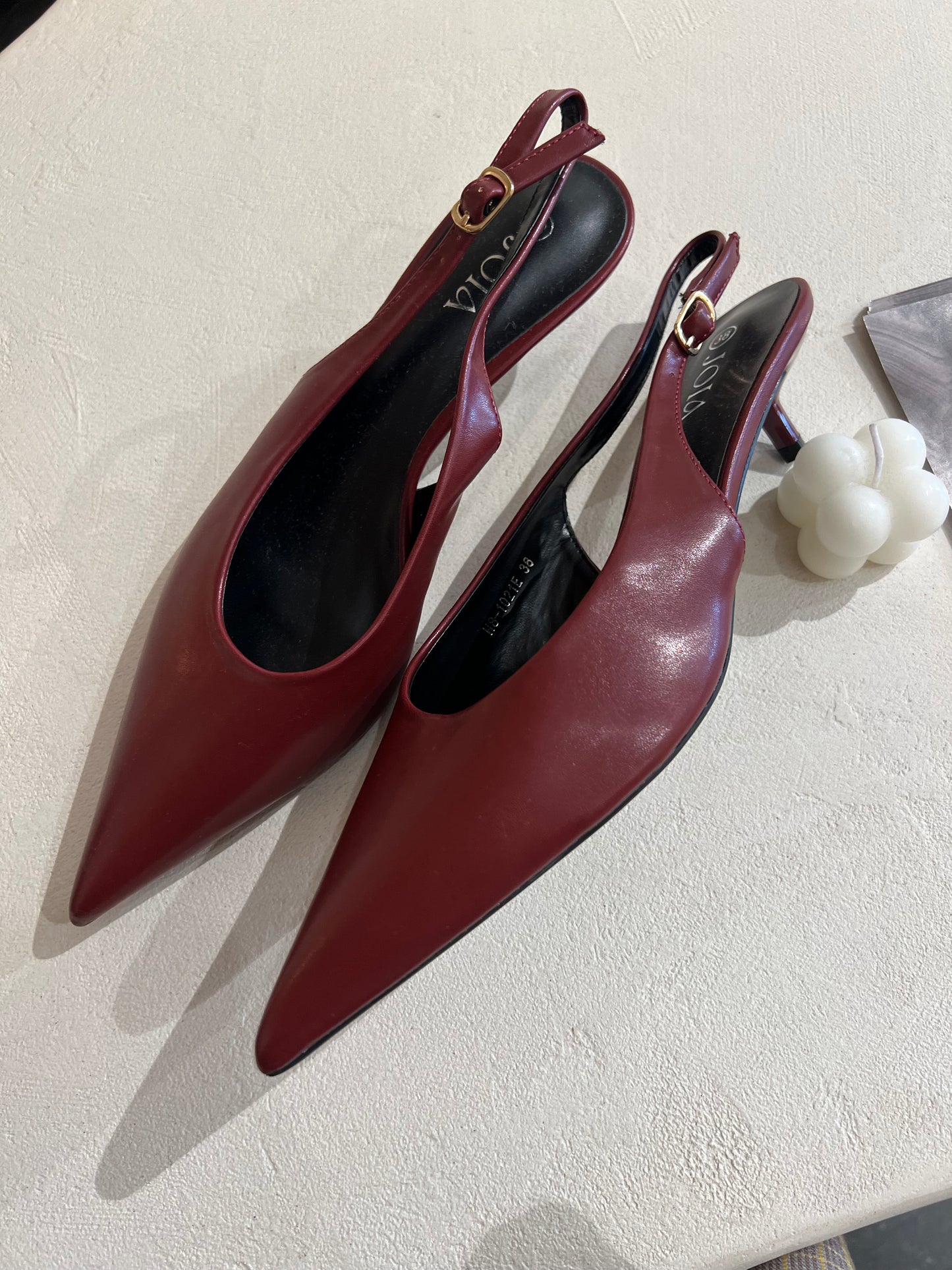 SLINGBACKS