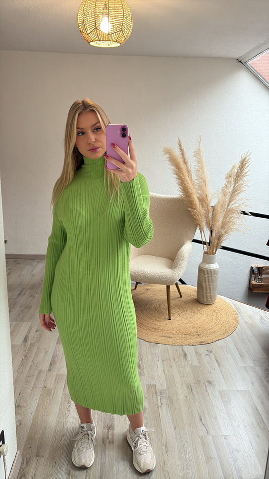 Groene ribbed jurk
