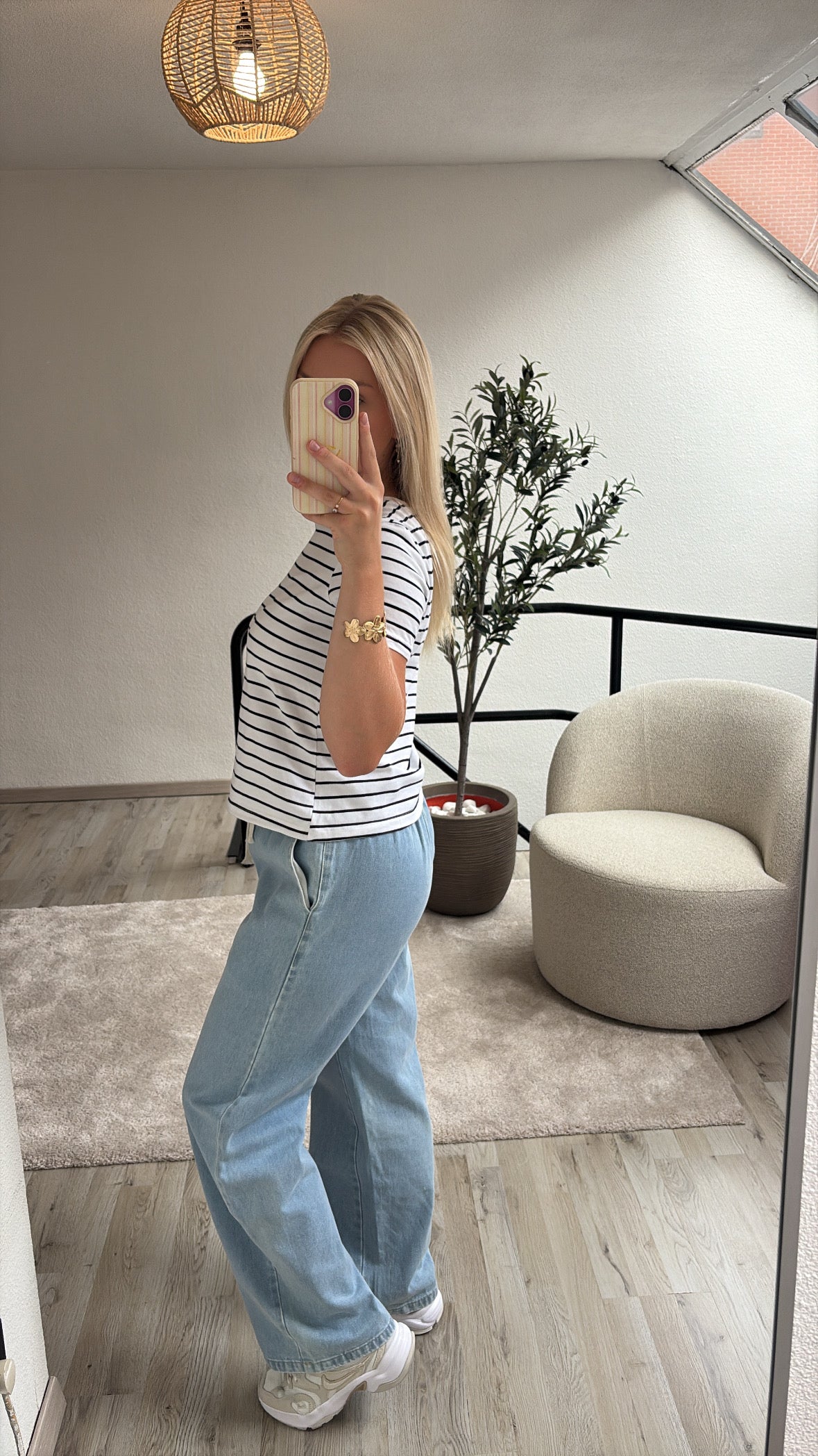 GESTREEPT SHIRTJE