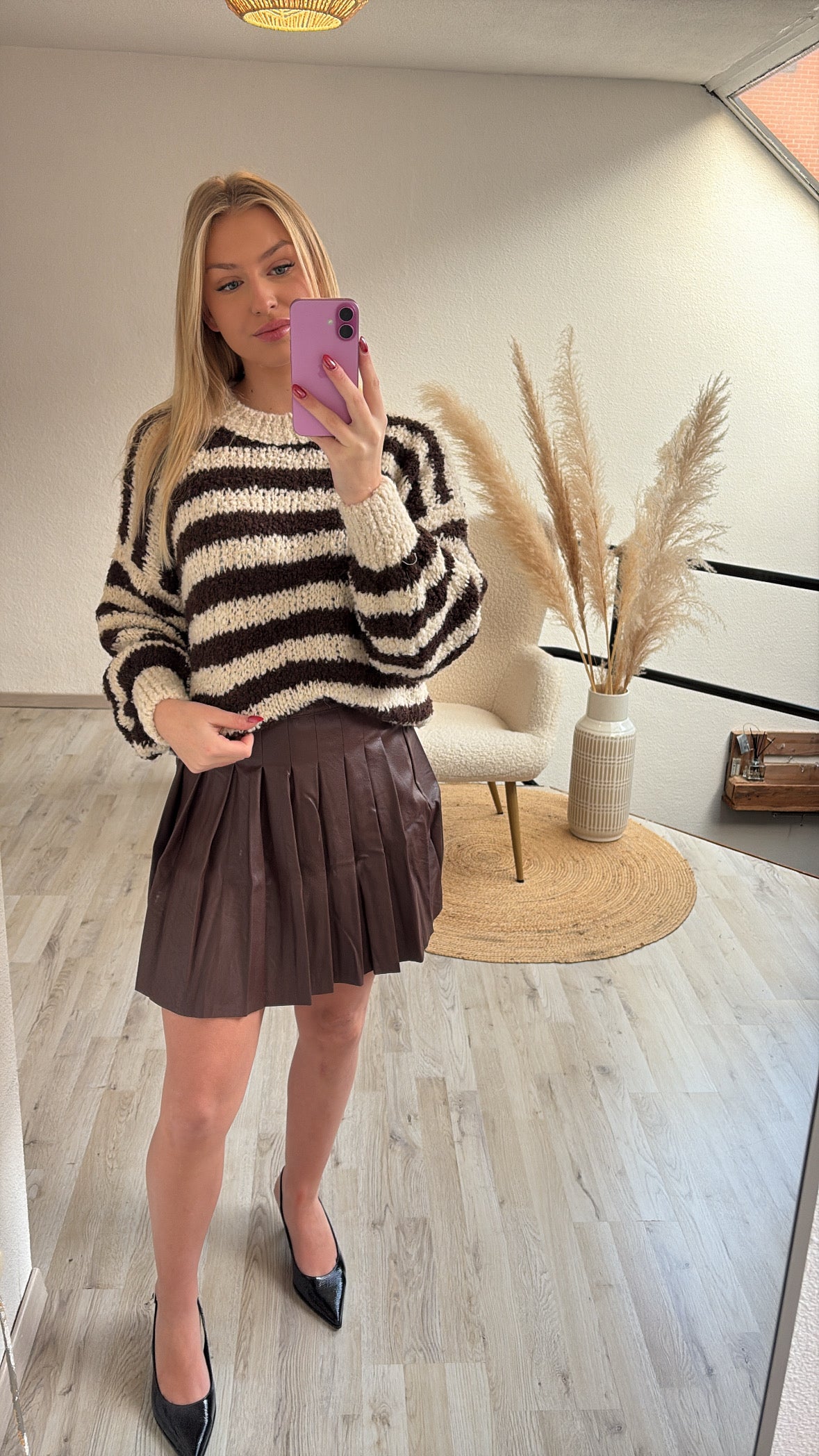 Gestreepte trui bruin