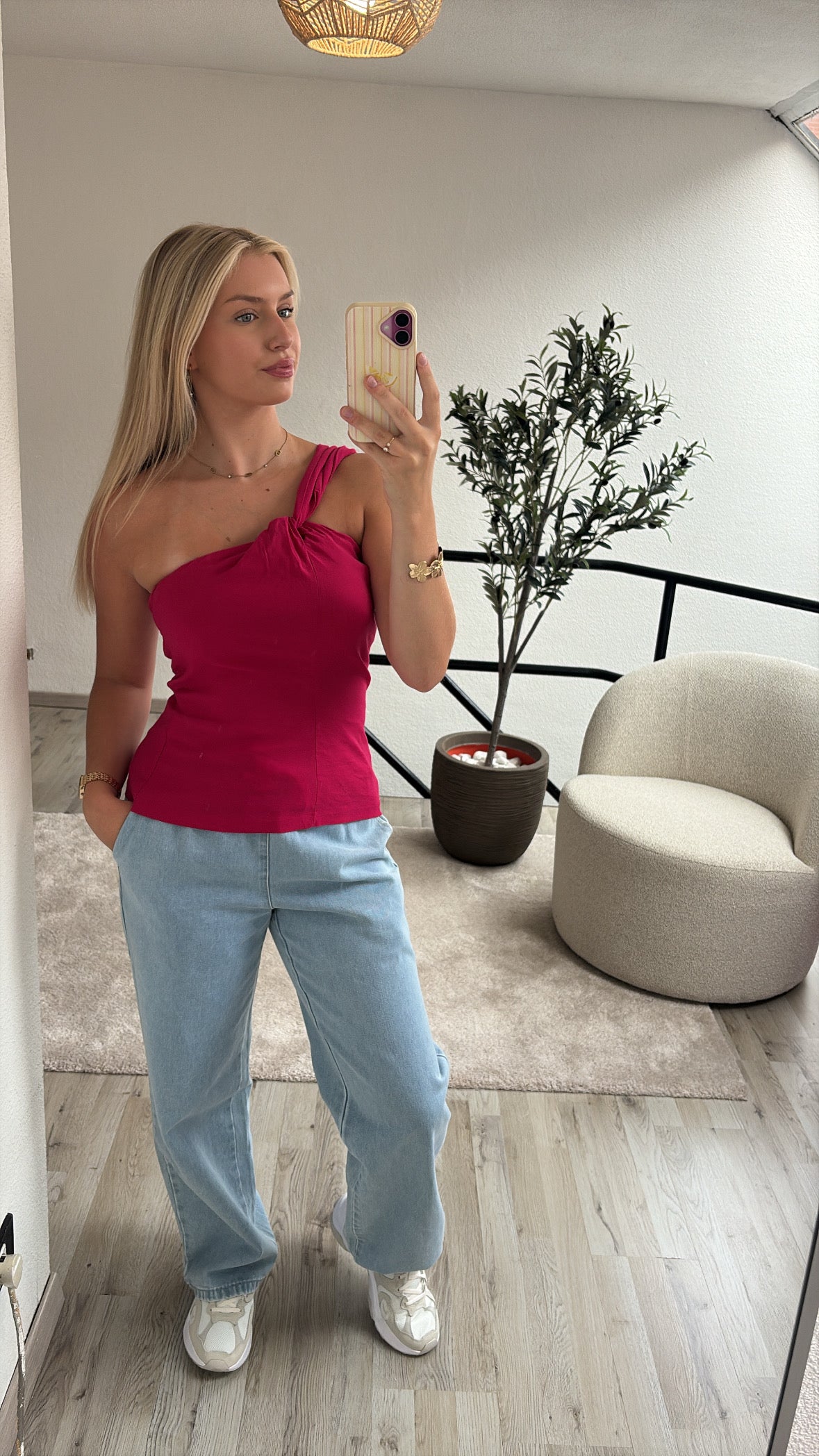 ROZE HALTERTOP