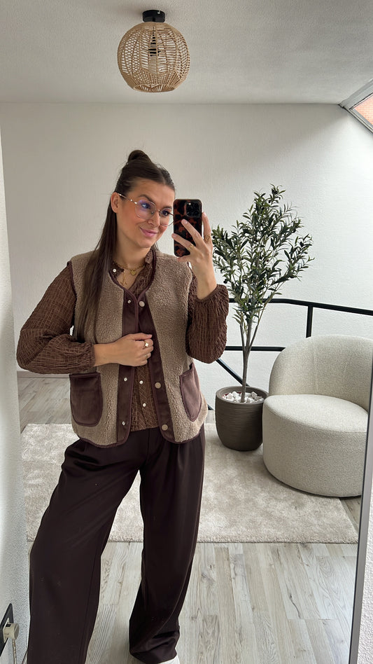 BEIGE GILET