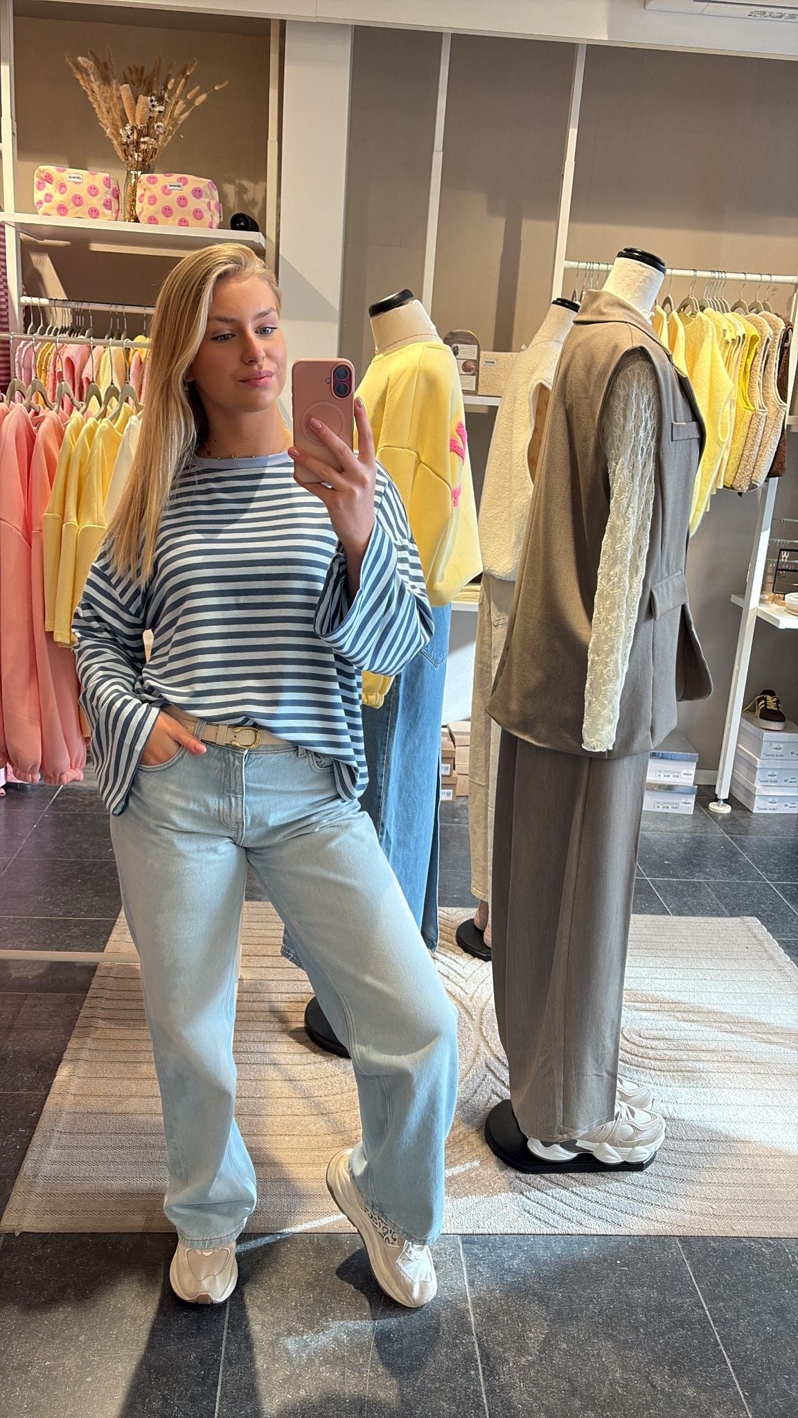 STRIPED LONGSLEEVE BLAUW