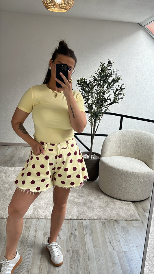 SHORT POLKADOT GEEL
