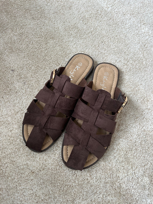 BRUINE SANDALEN