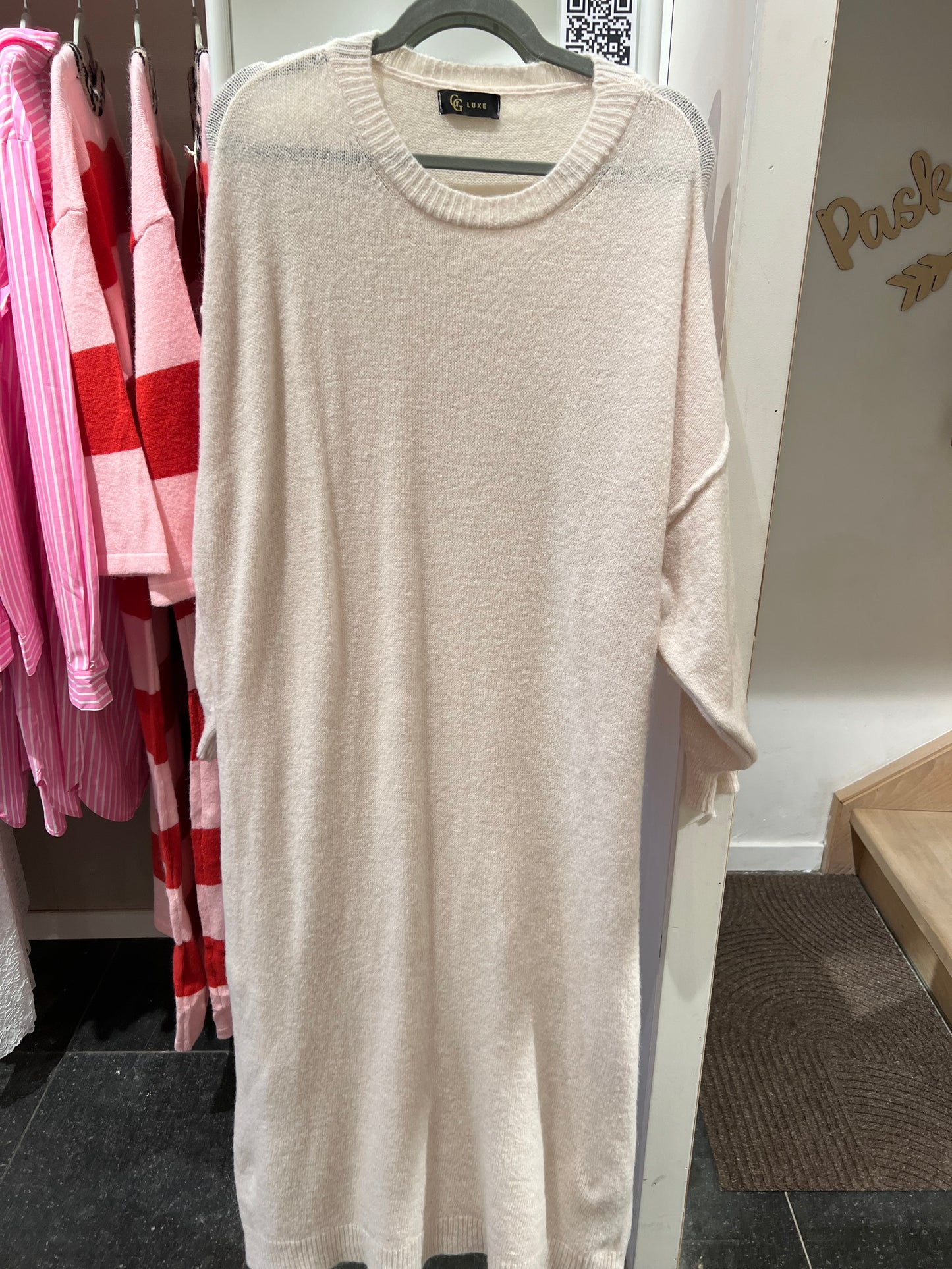 KNITTED JURK BEIGE