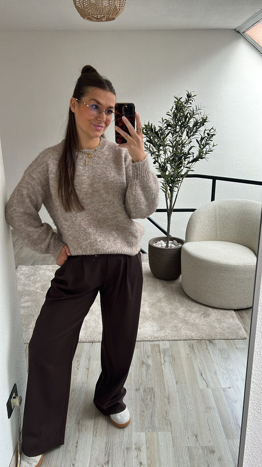 BEIGE KNIT
