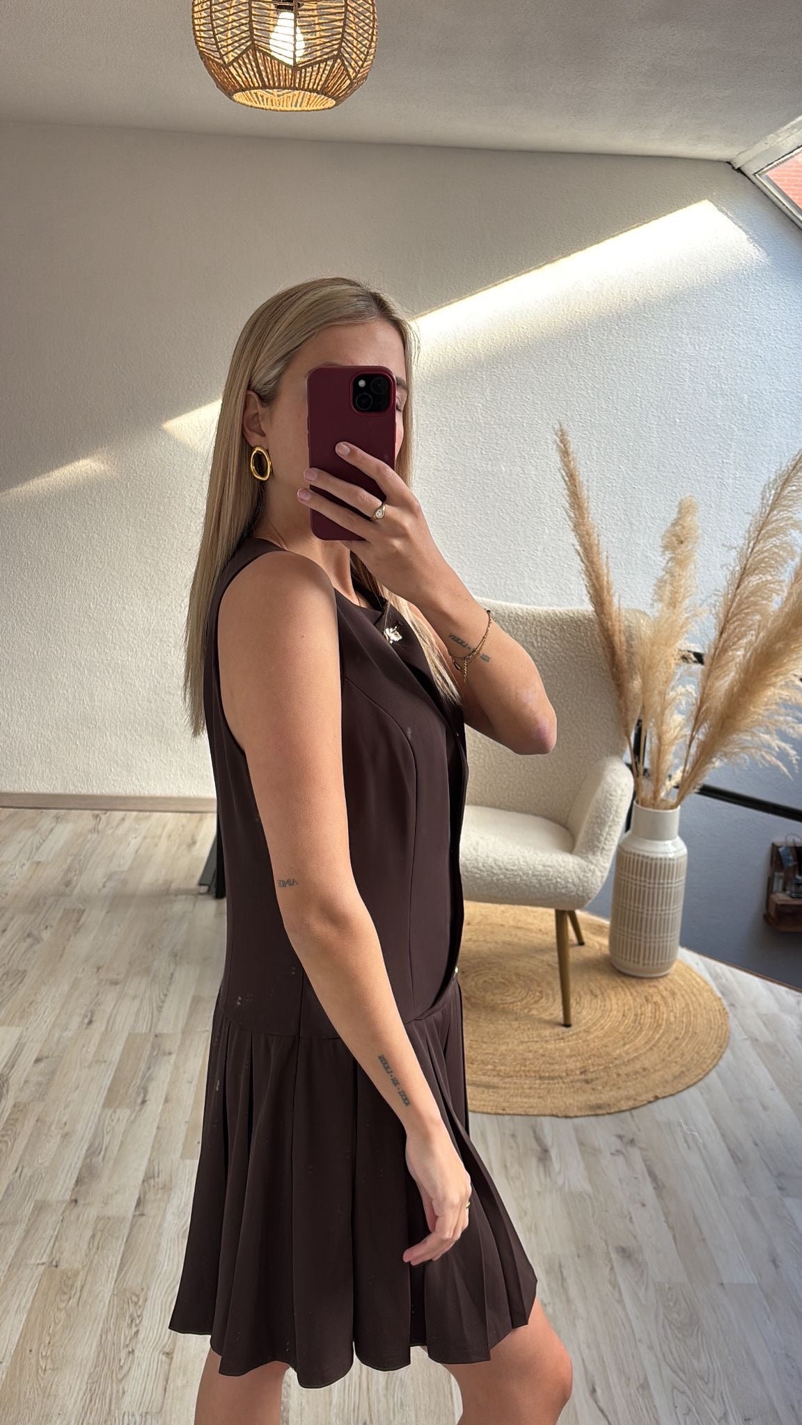 Bruin jurkje plissé