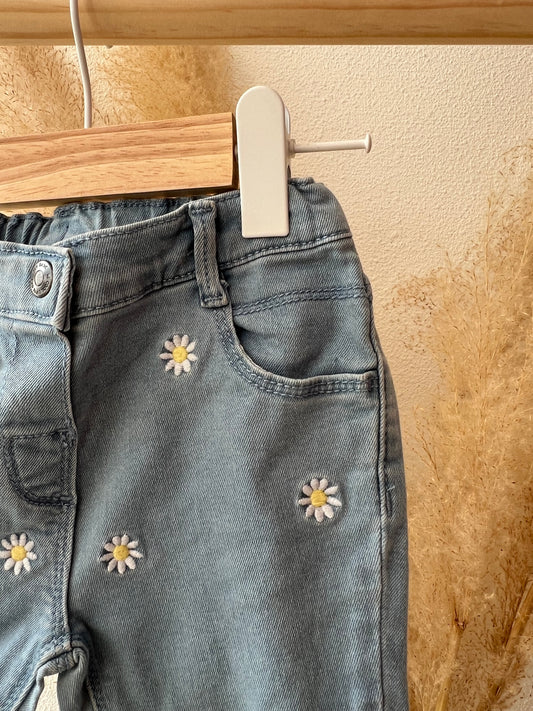Broek madeliefjes