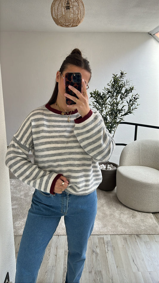 STRIPED KNIT